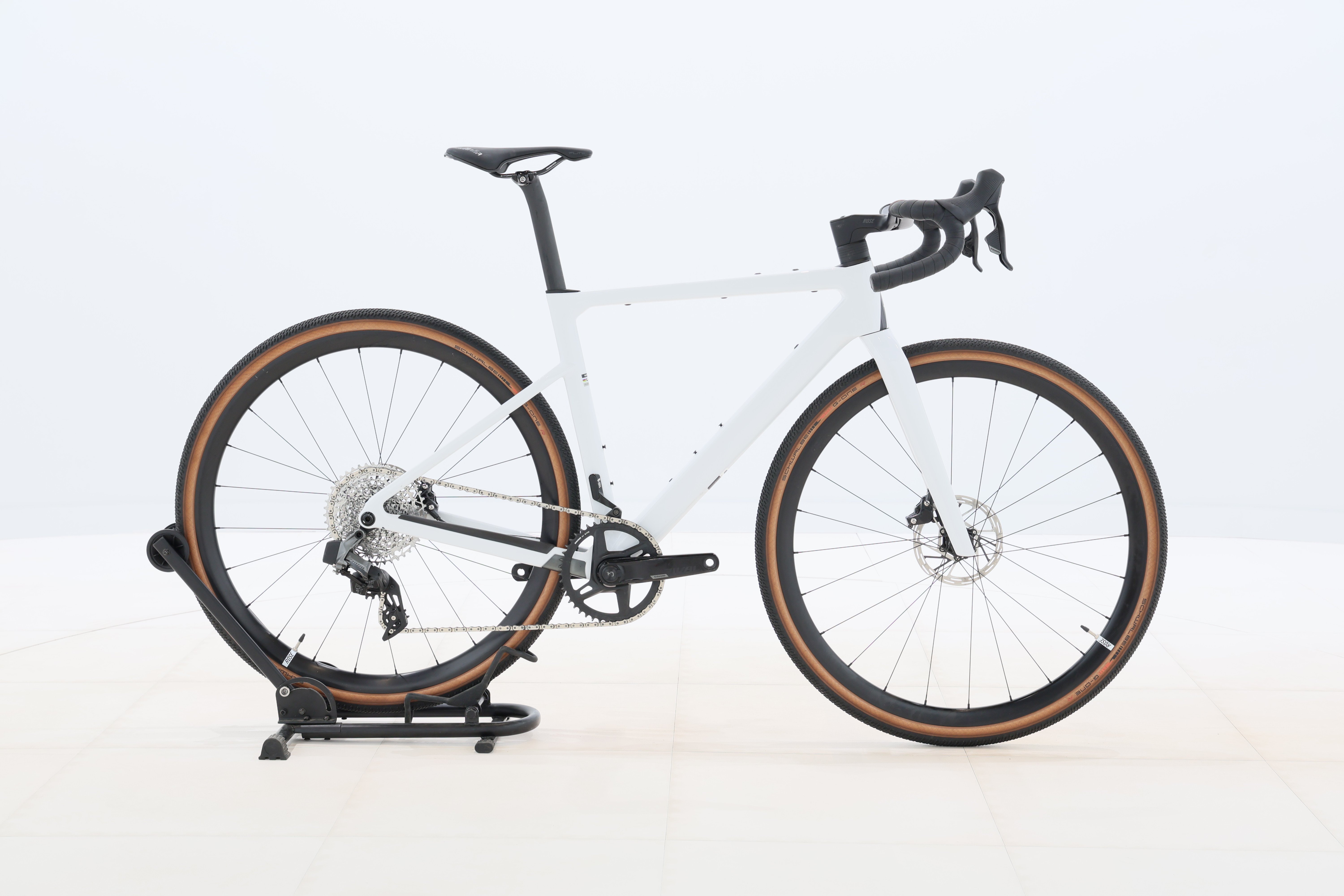 06aa9ed8-1c80-4533-8933-446b6b559946