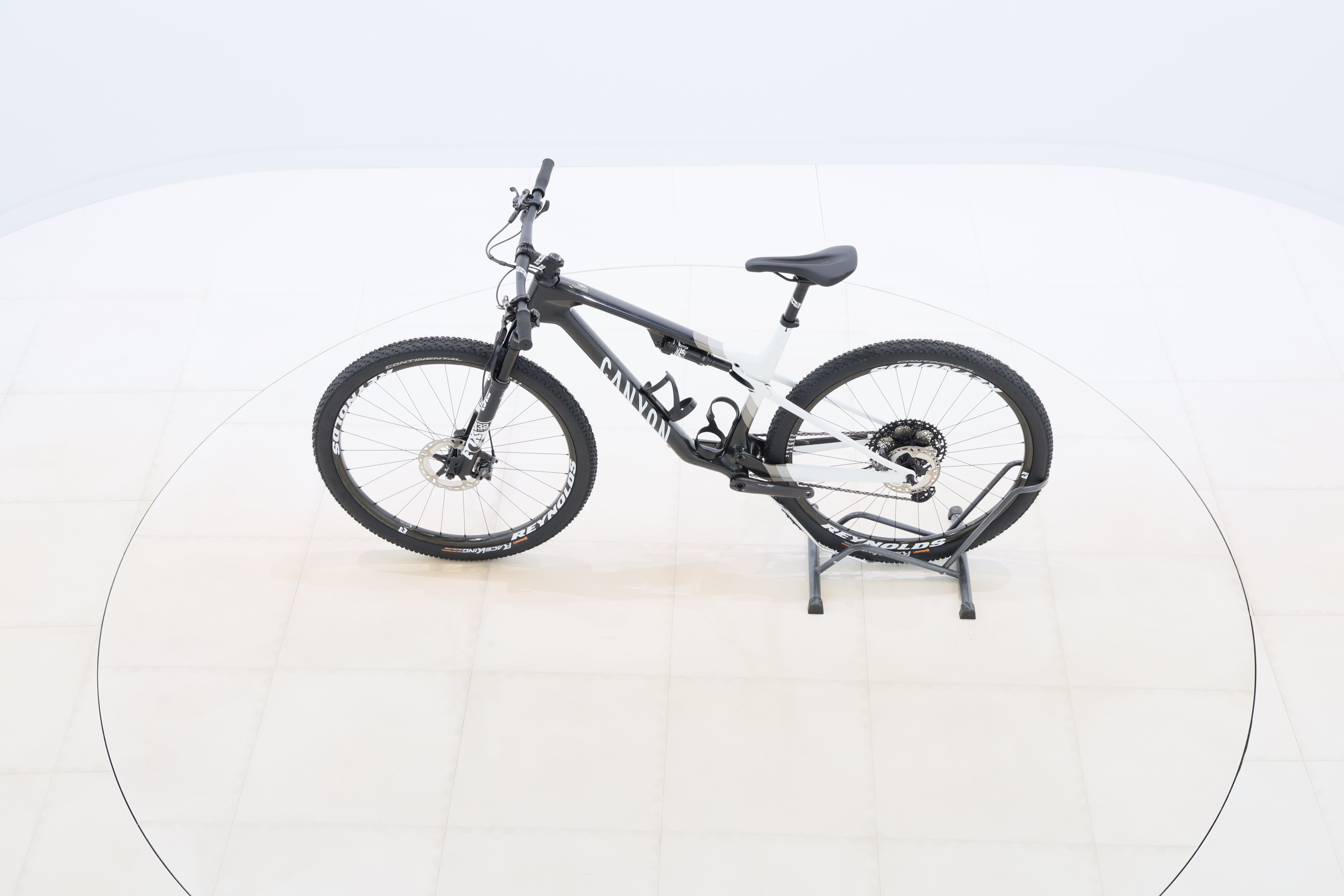 9cb2eaf2-6417-4a04-bc1b-62cd529d7c5b