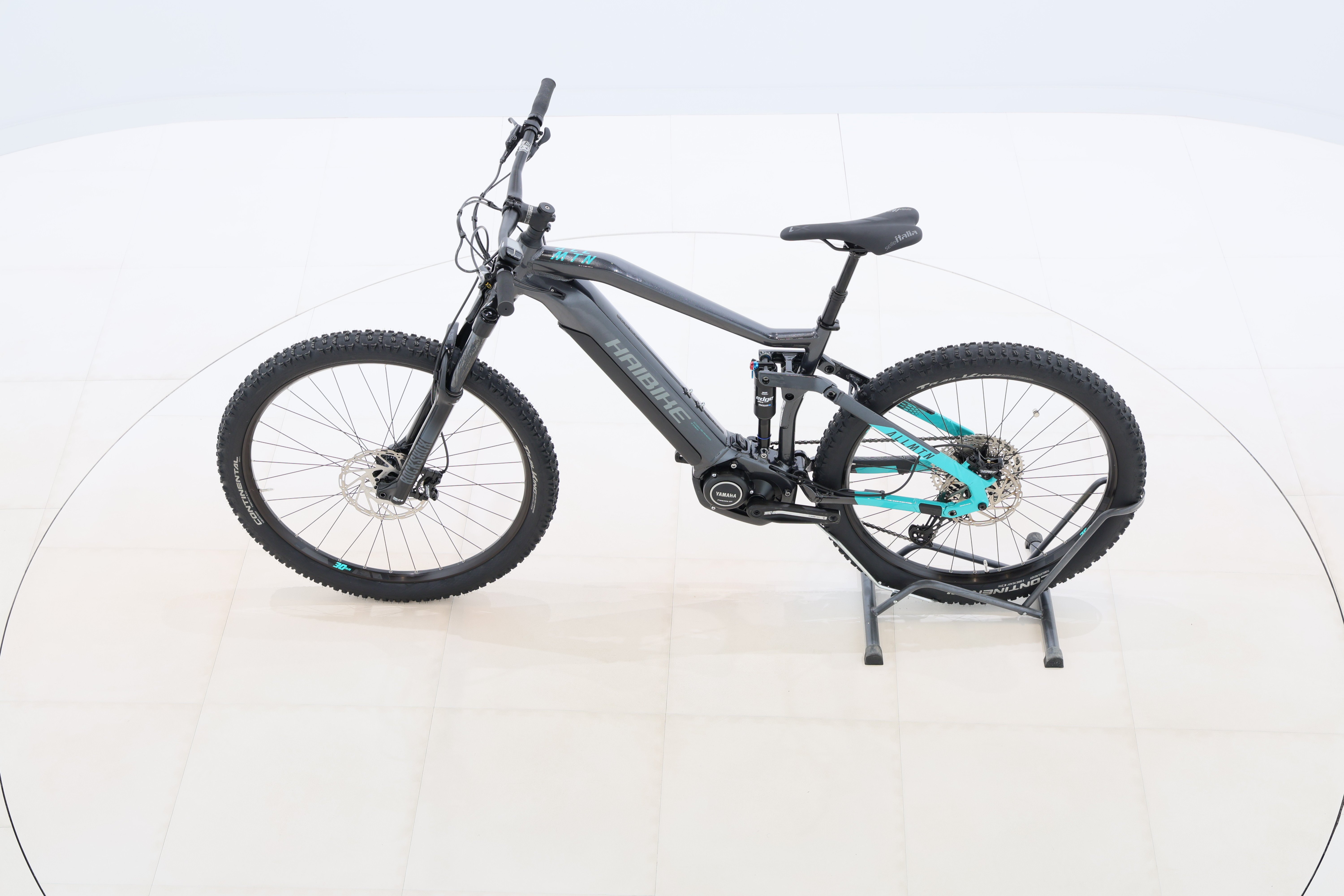 f31951ed-418b-40b8-9910-d6b8ec851578