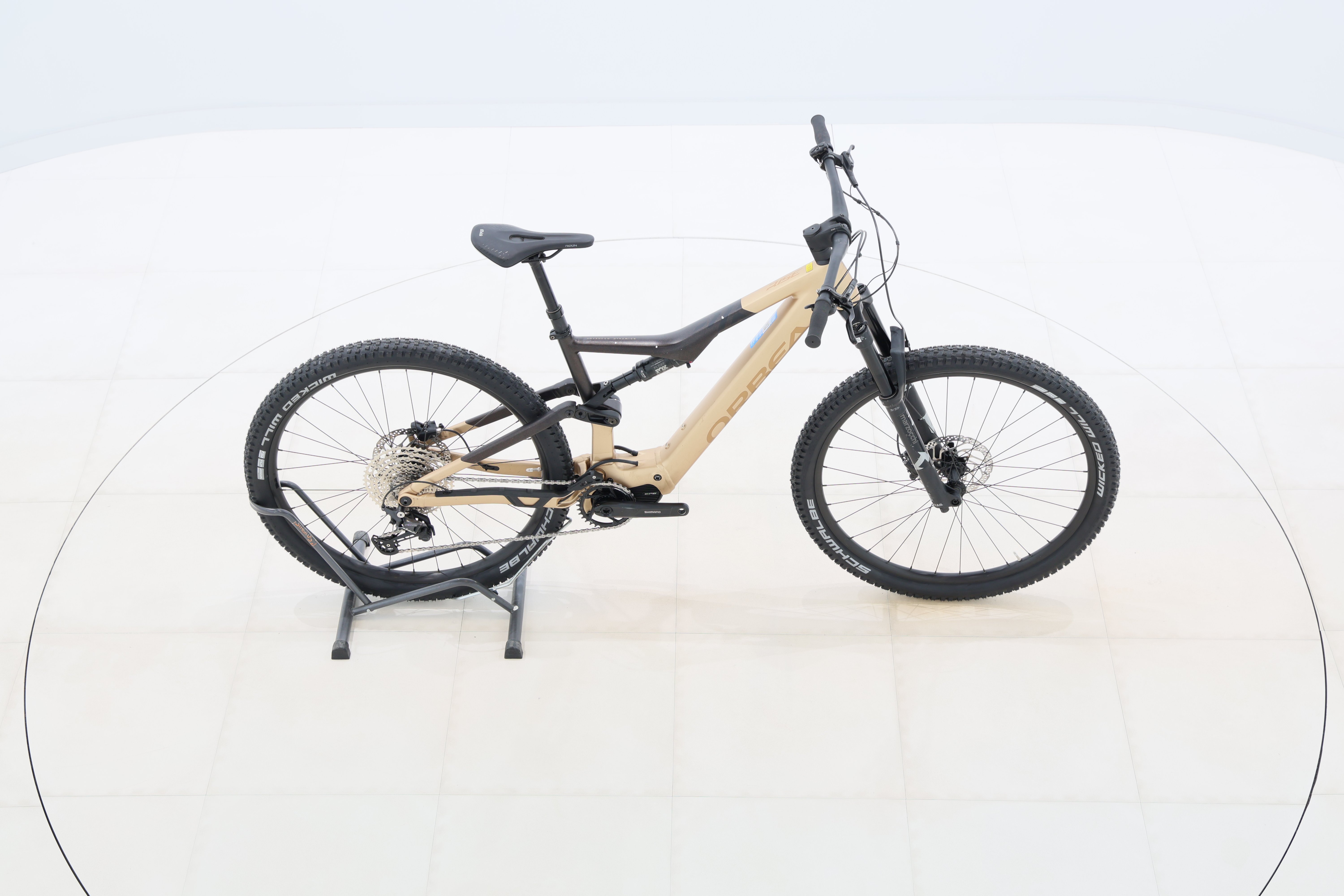 3ff12630-30a5-4f74-b5b4-a106c5285ac1