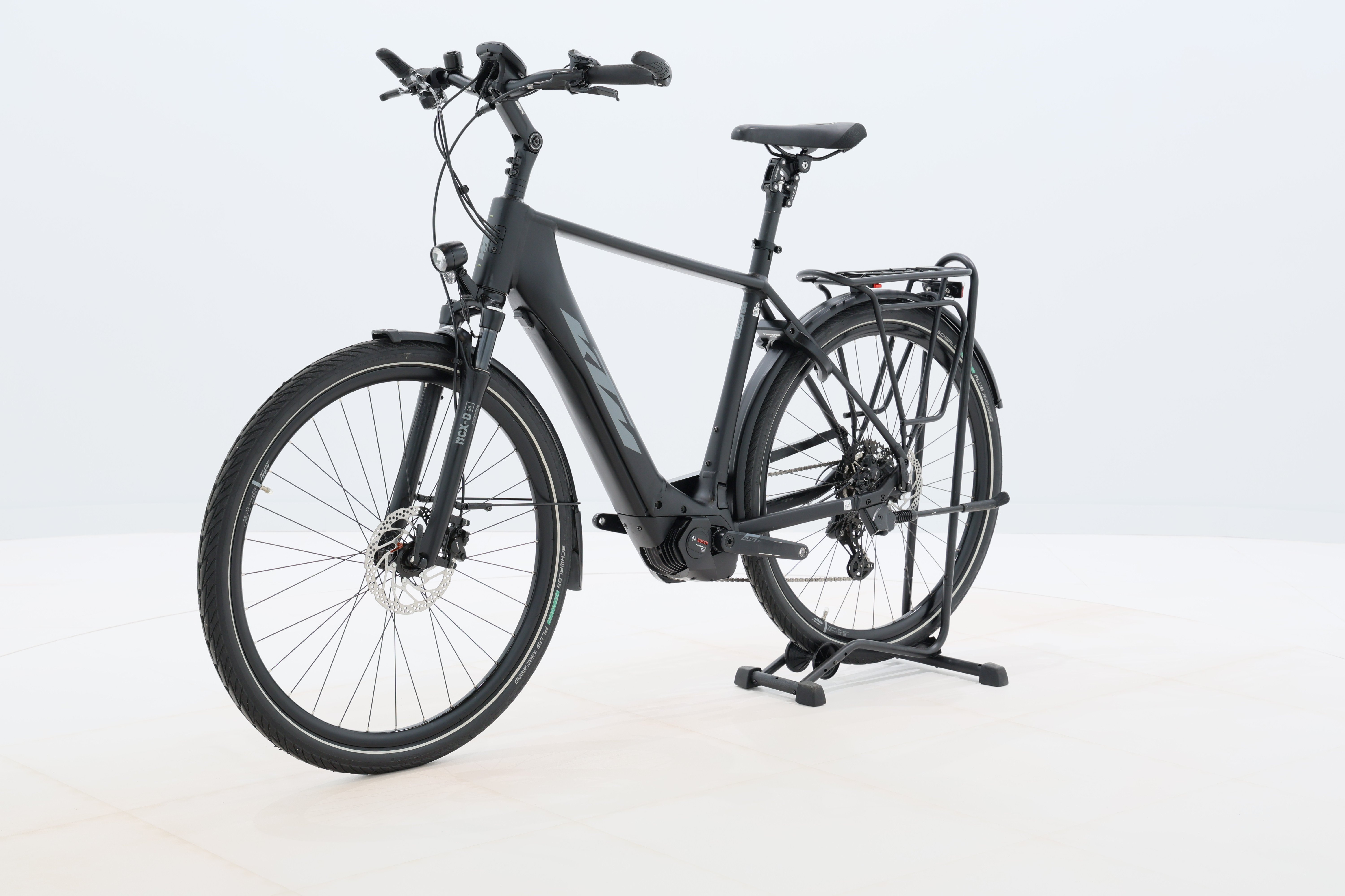 739f7728-931c-4a91-aeb9-e78385f6ccd5