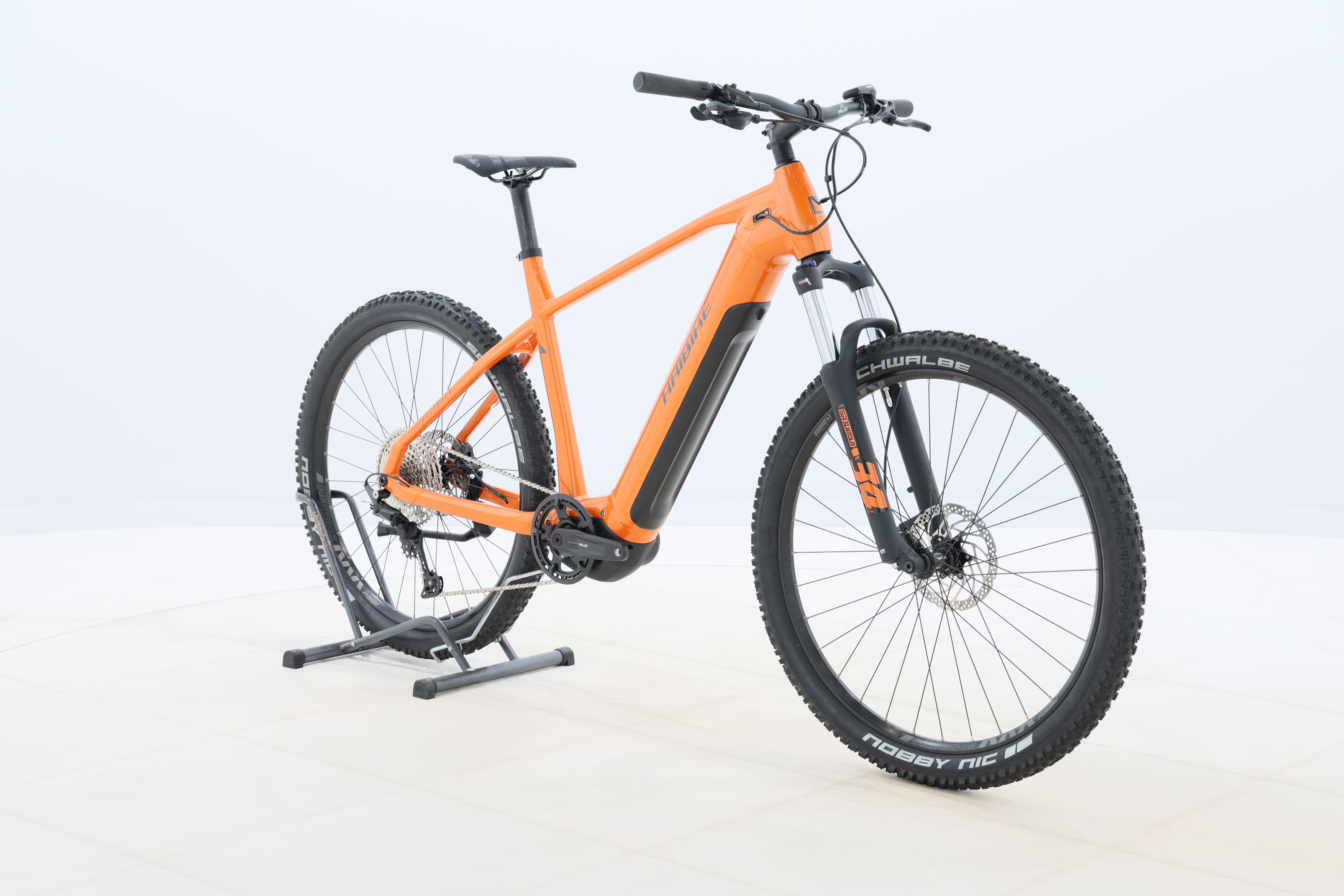 b6fb3723-b52c-41e1-b4bc-8b7b4fa6a46a