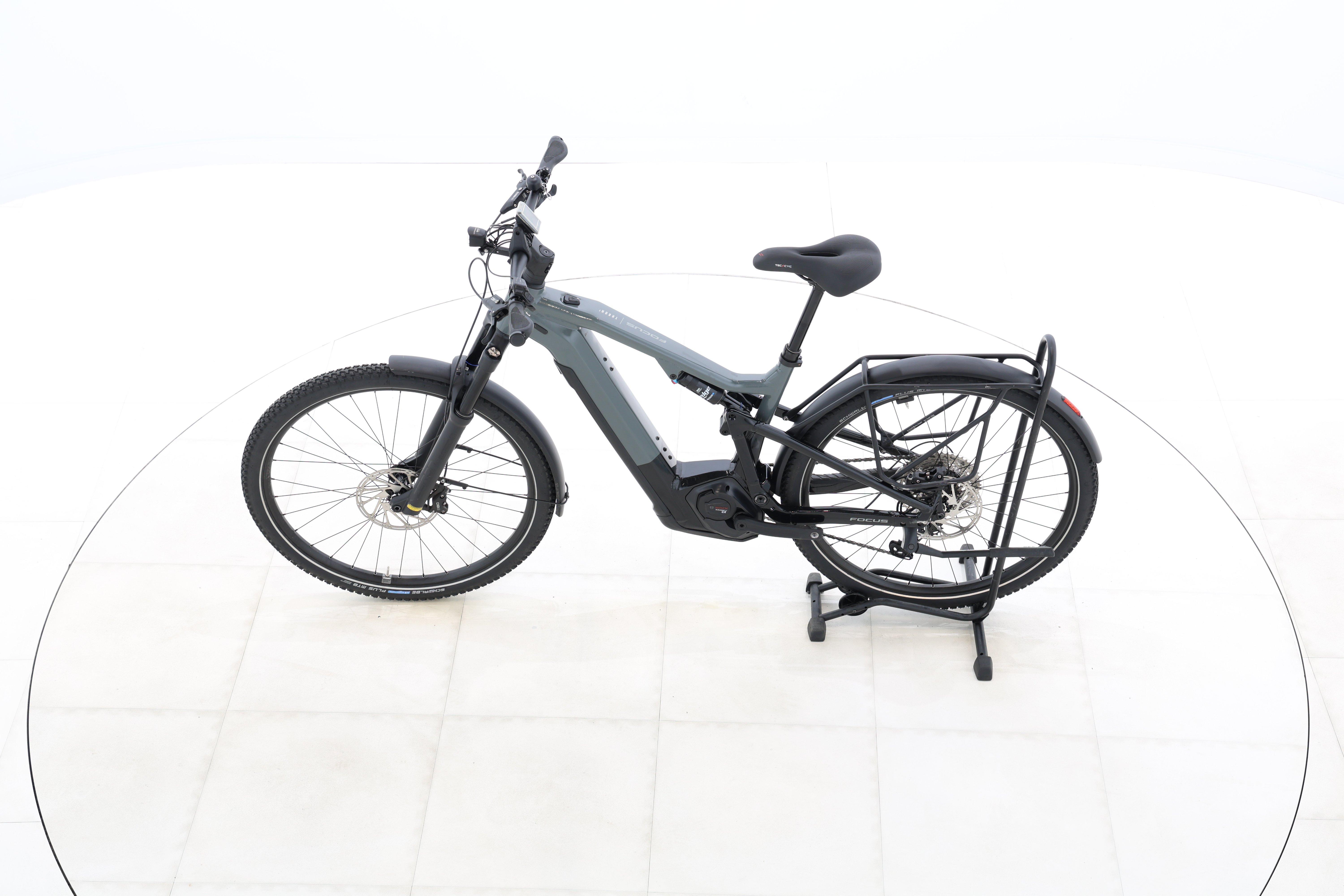 cf1bddef-86df-48e1-ba7e-91881bba20e3