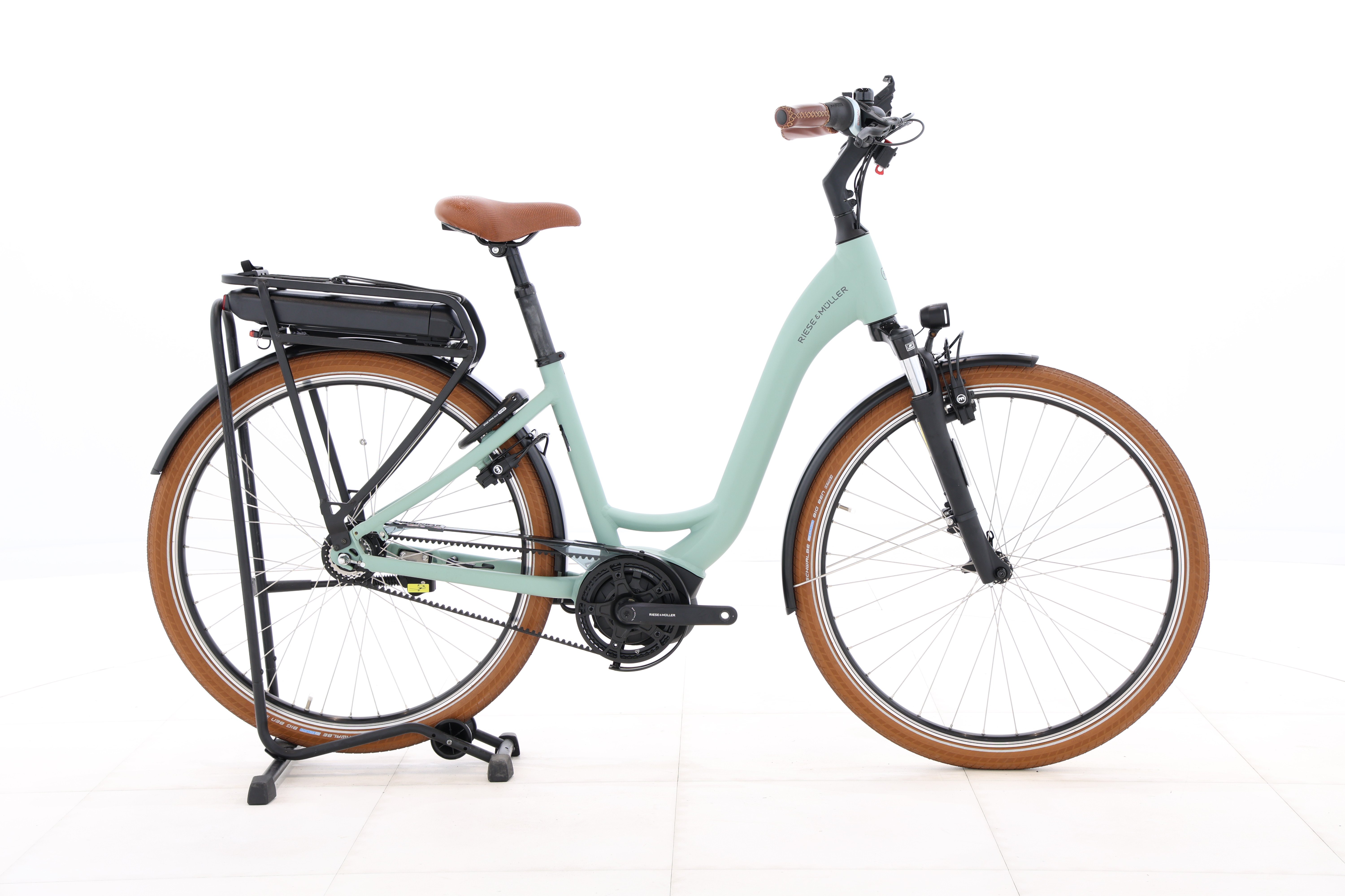 23e0f3ce-1bc2-4d2e-b737-3b75bbca93c3