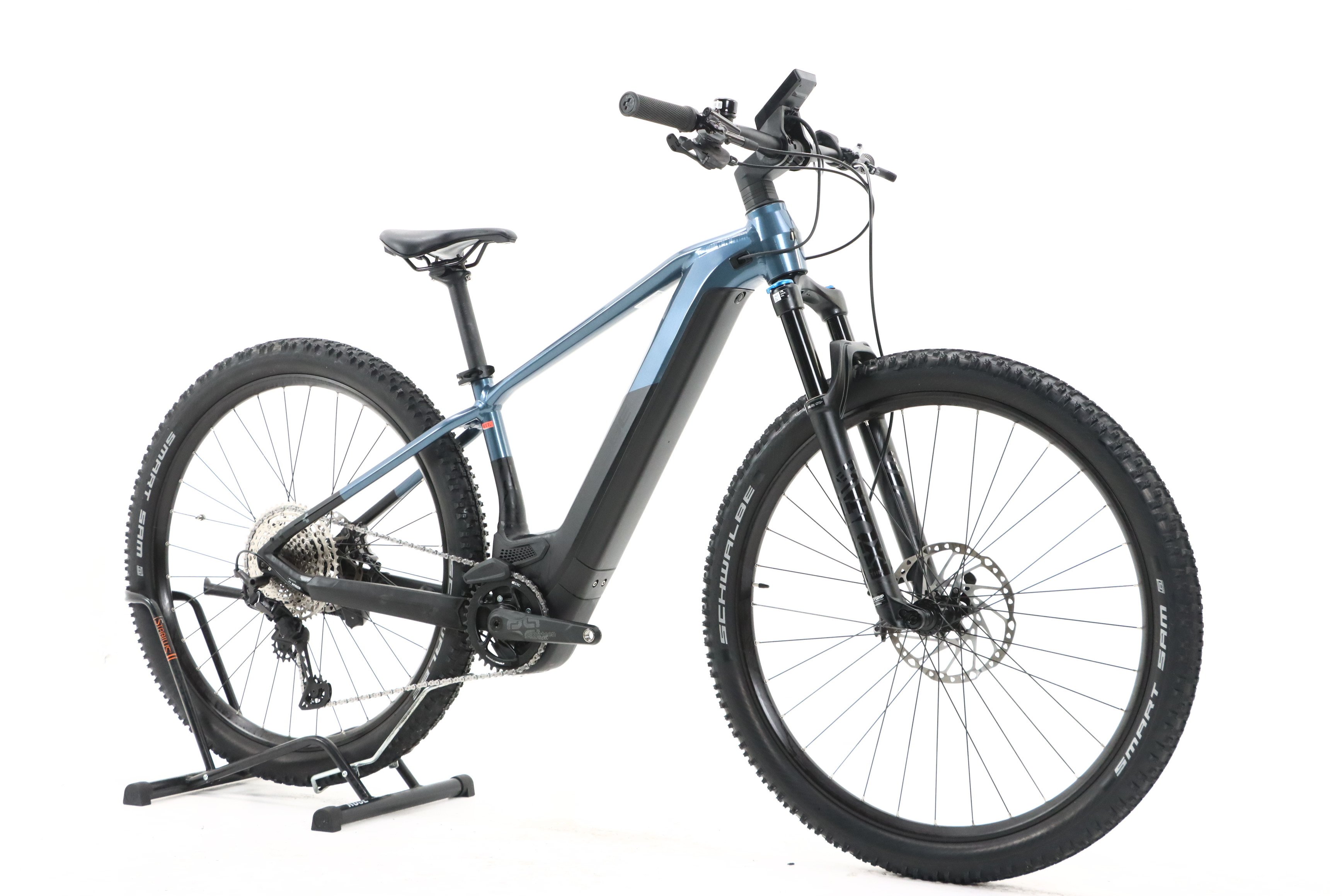 8bb041df-783e-41fe-a6ae-a2ae3d38d76d