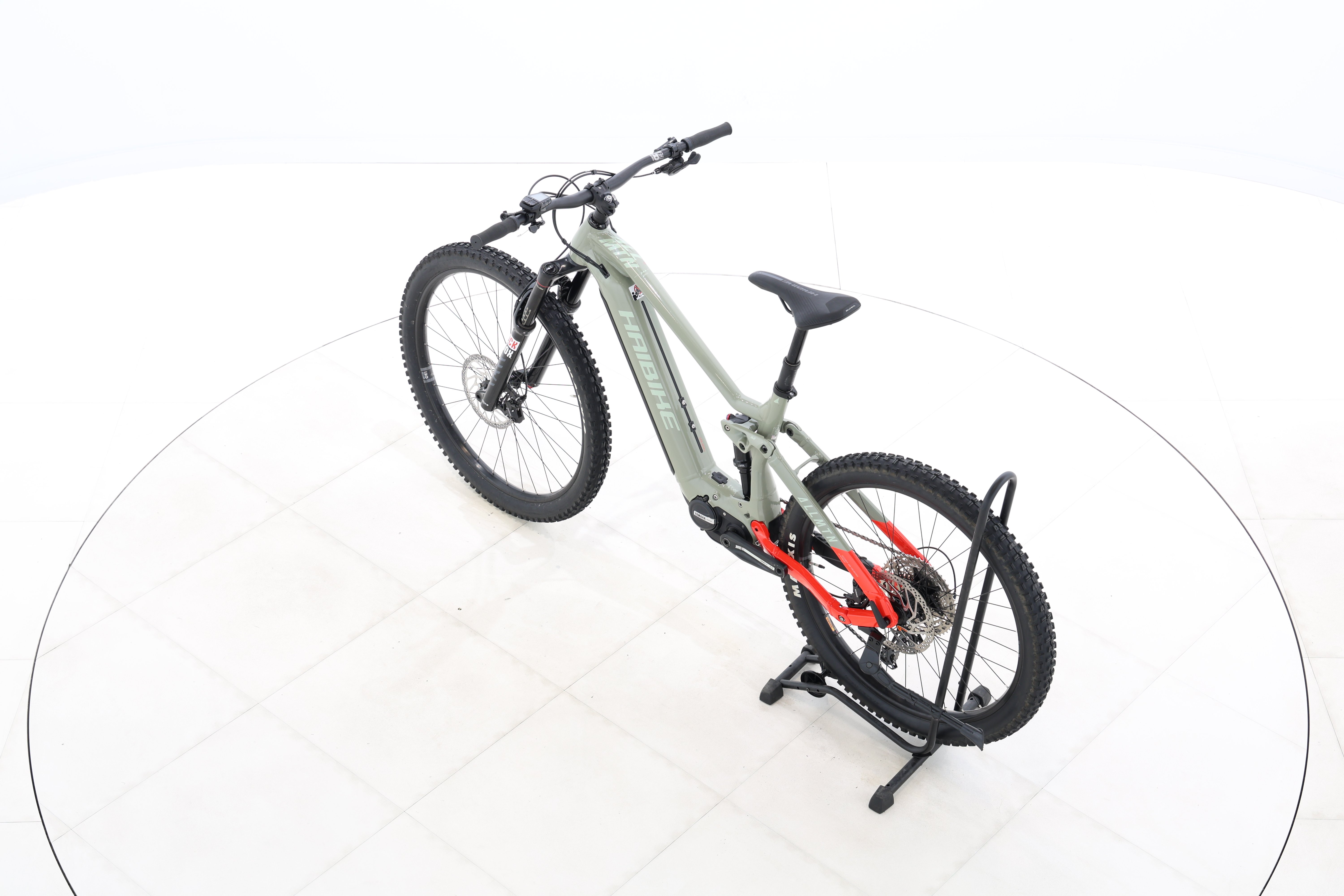 948936f9-a59a-4125-8c19-f339182b0dc6