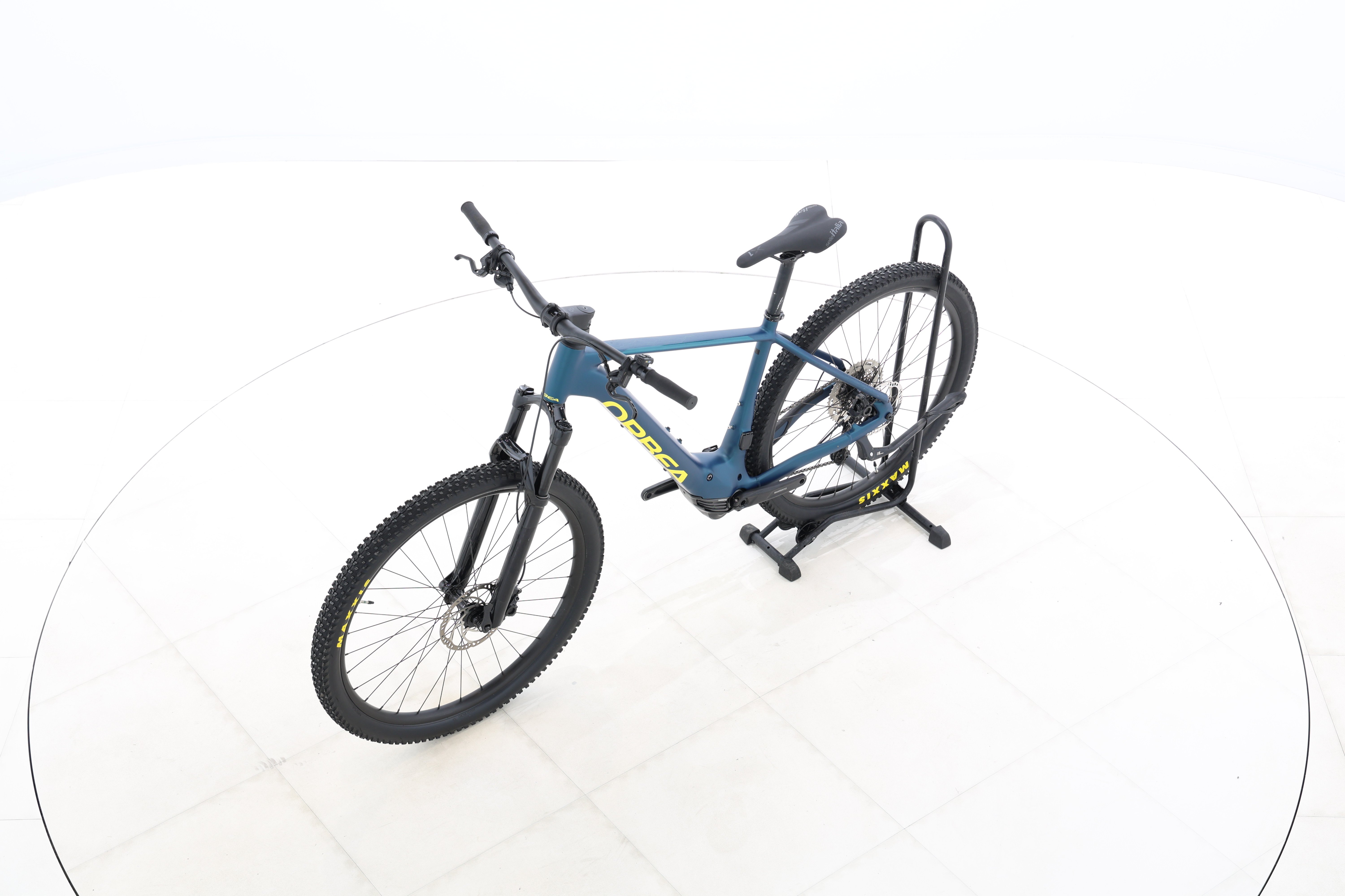 ef9ffbf3-88ca-4bc0-a3fa-d44f40bbfa77