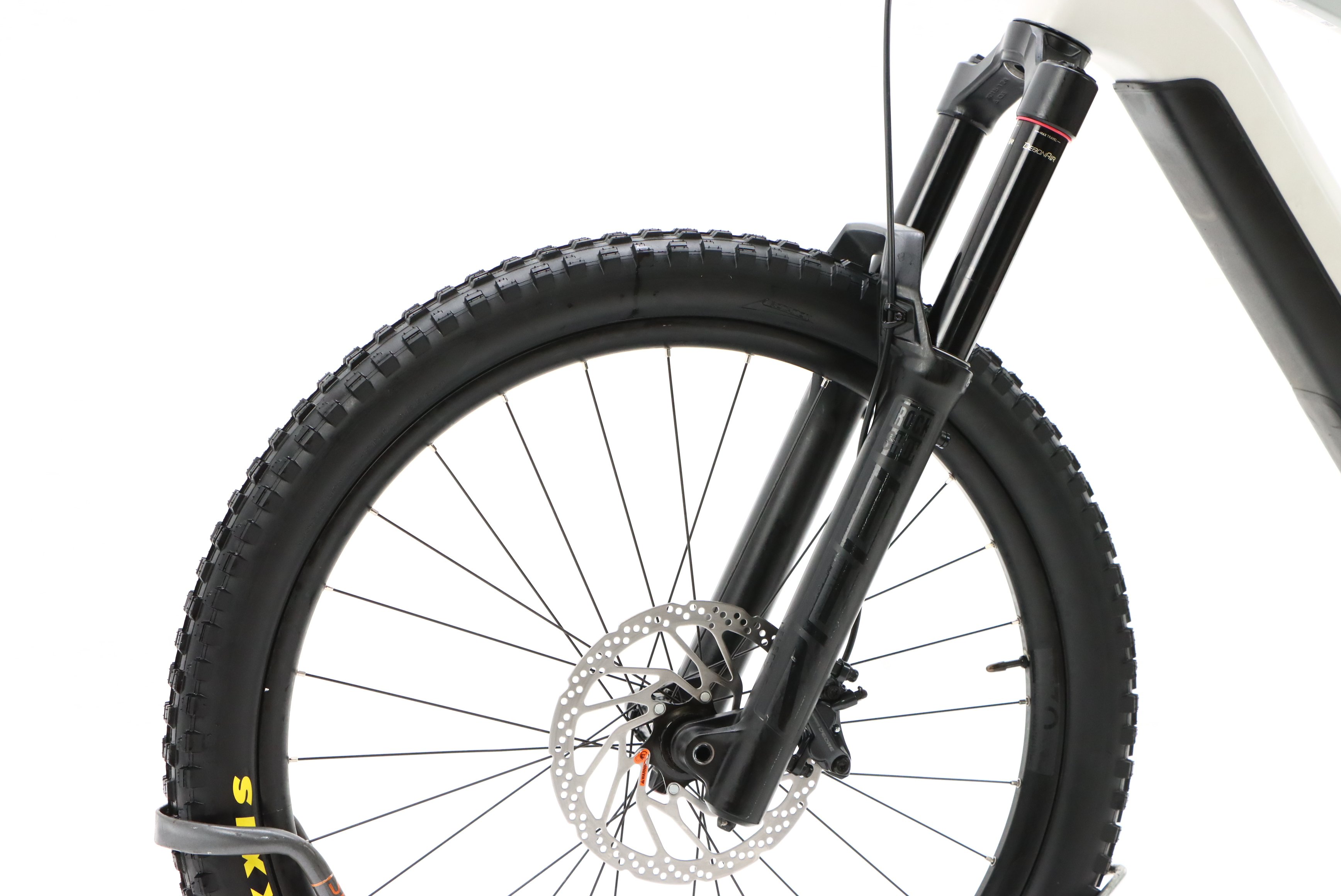 e53ee8df-c41e-46d5-86bf-b33473dc1cb3