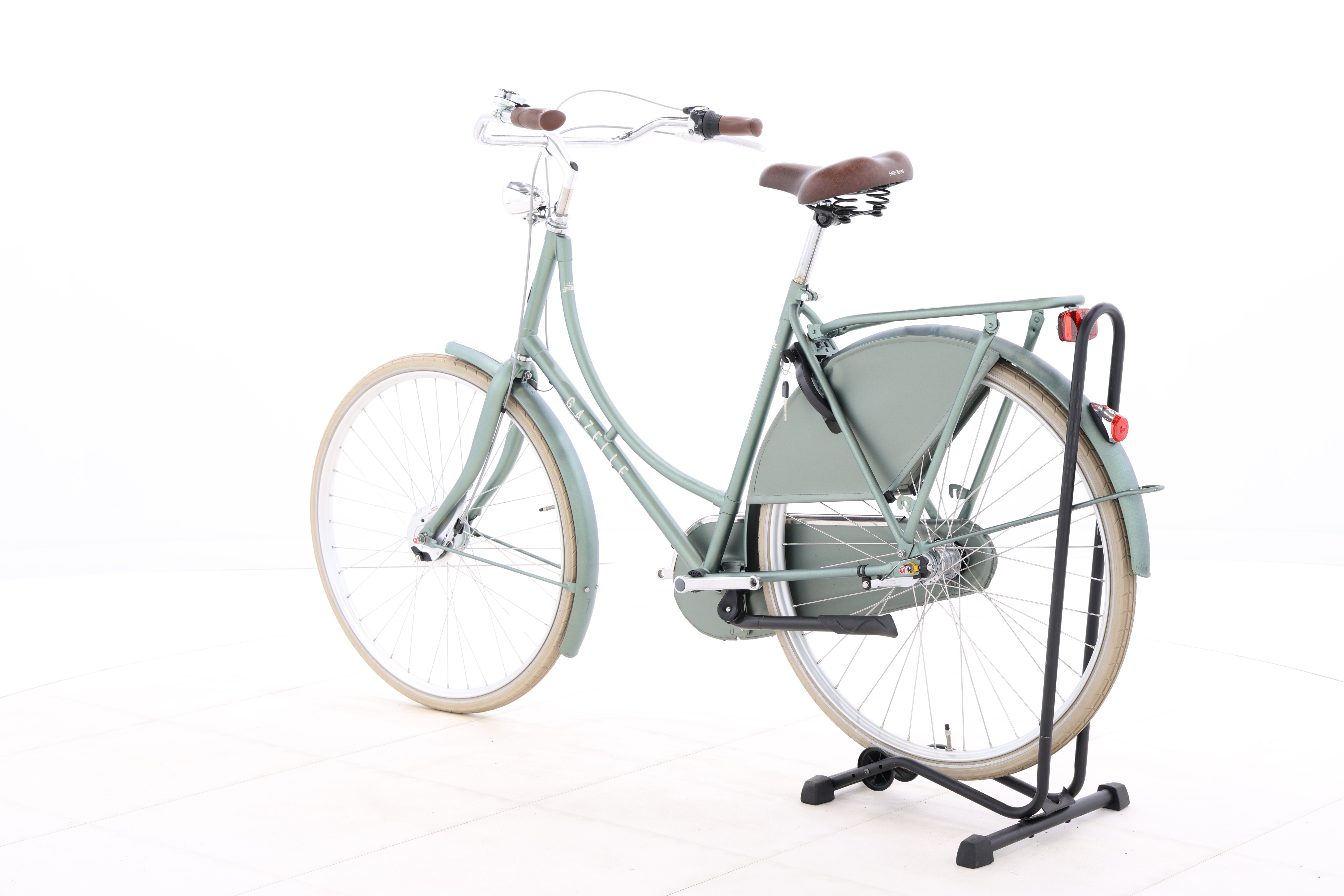 24ceb2e7-84aa-401d-bc66-a3feaa077e6c