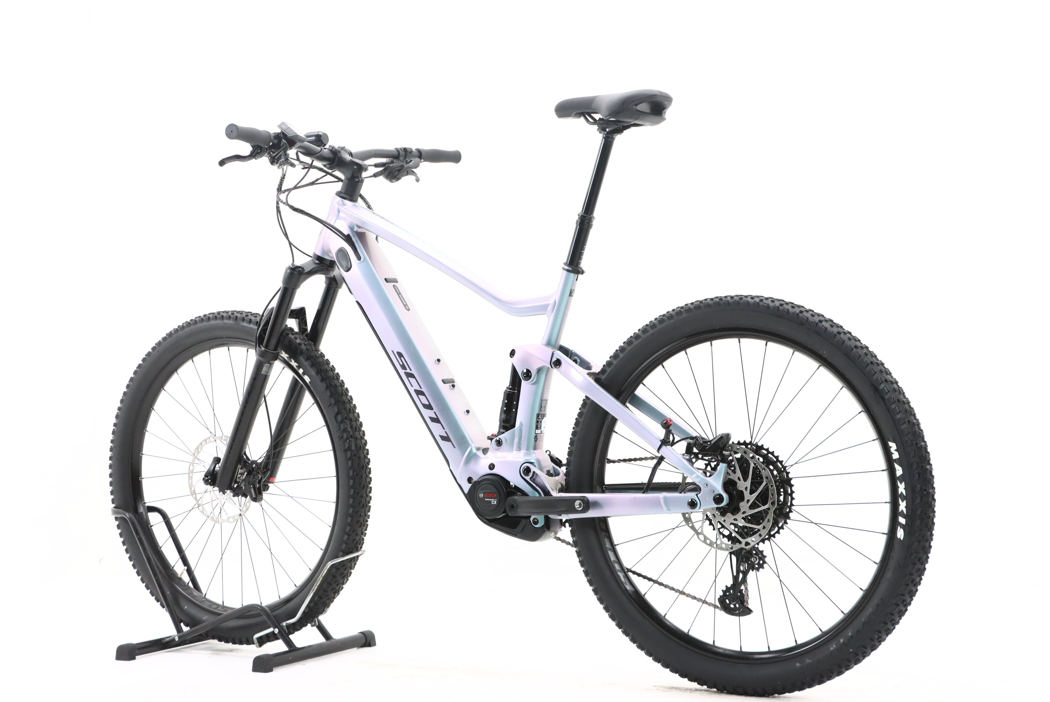 9586c556-f302-4586-847a-6b45b79bbc90