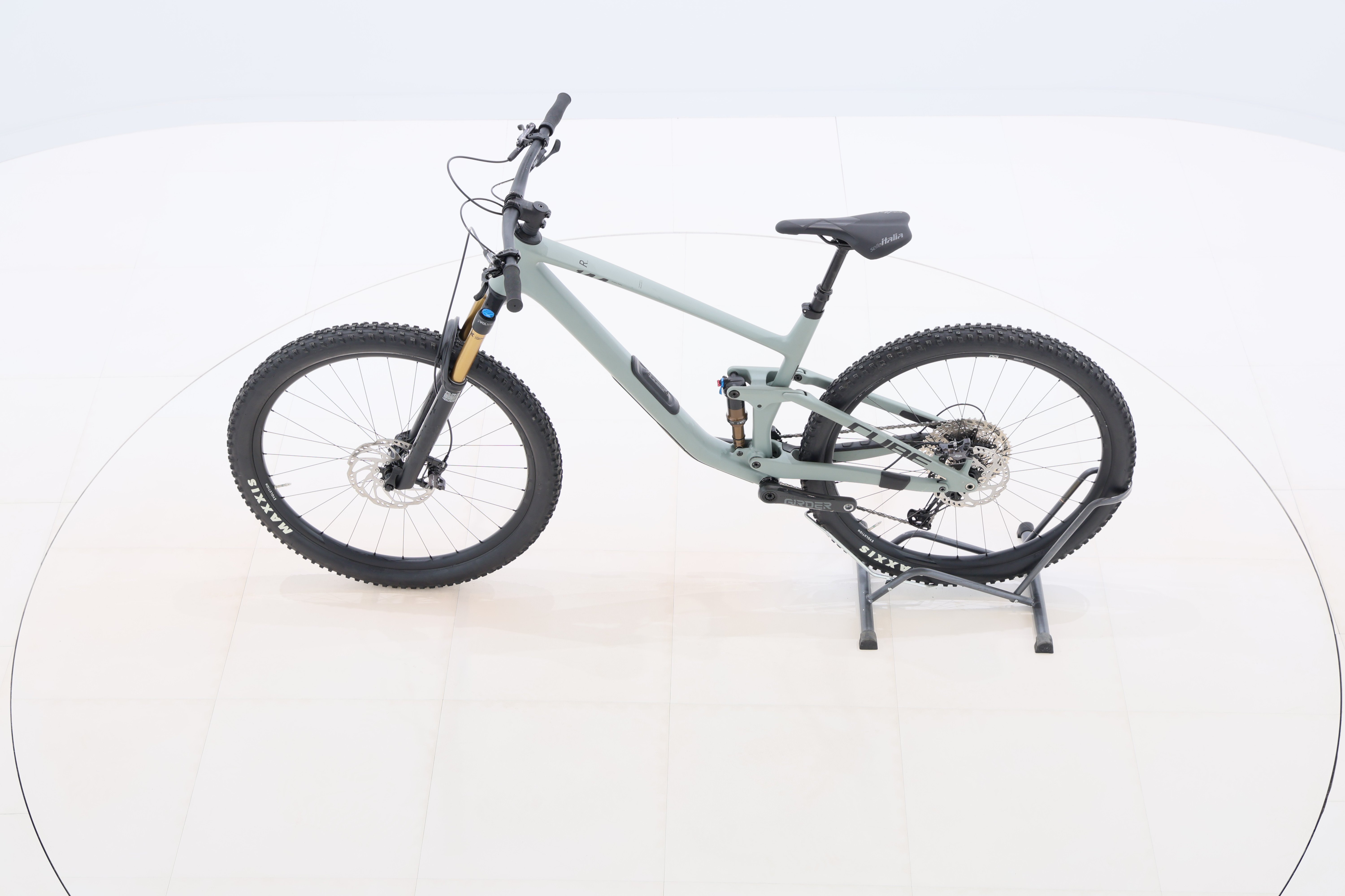 28a0a438-68ba-46da-9417-432d8bbe2371