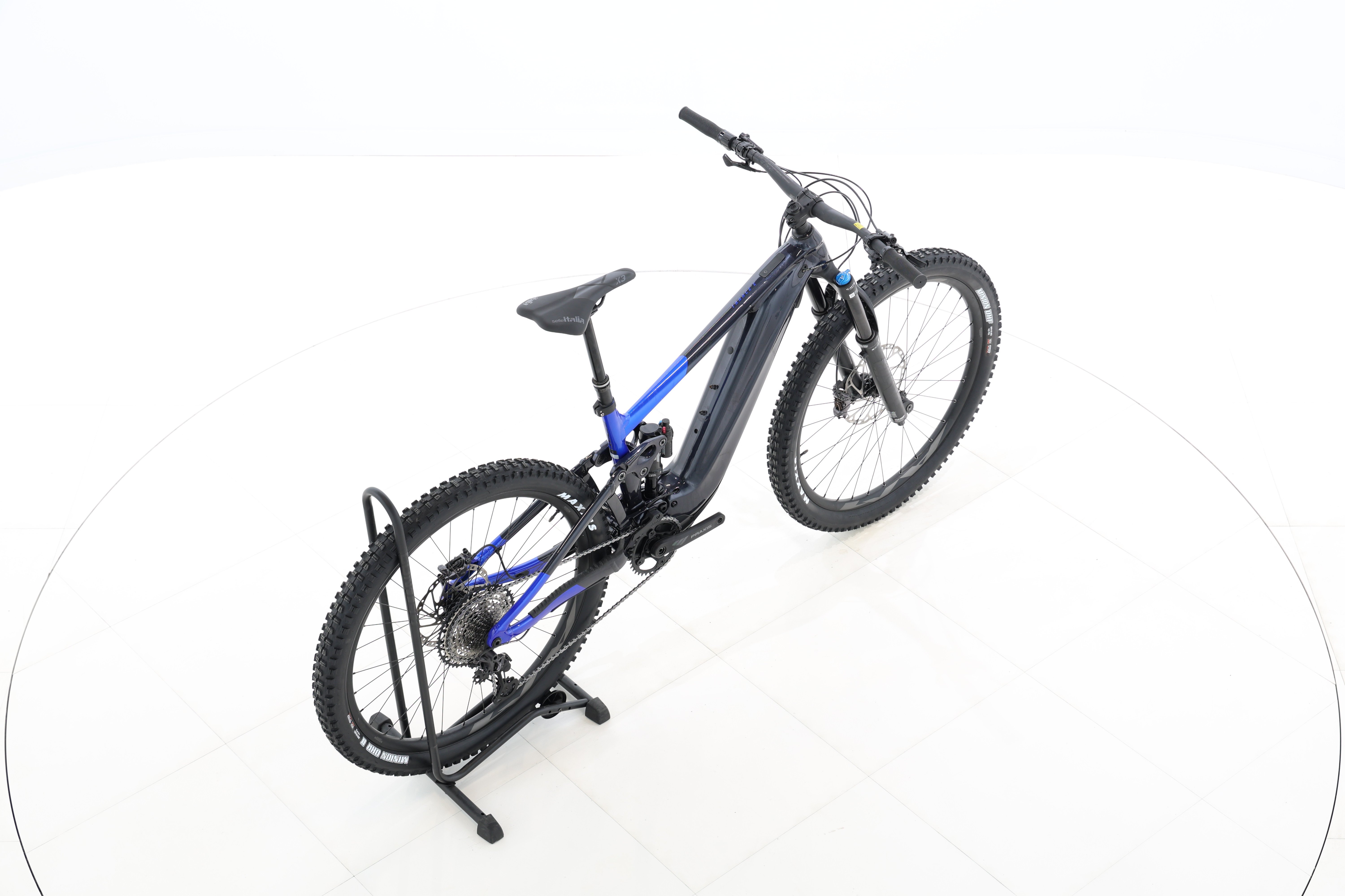 54f4c2c6-f3a2-403a-bf07-d28dc5630a84