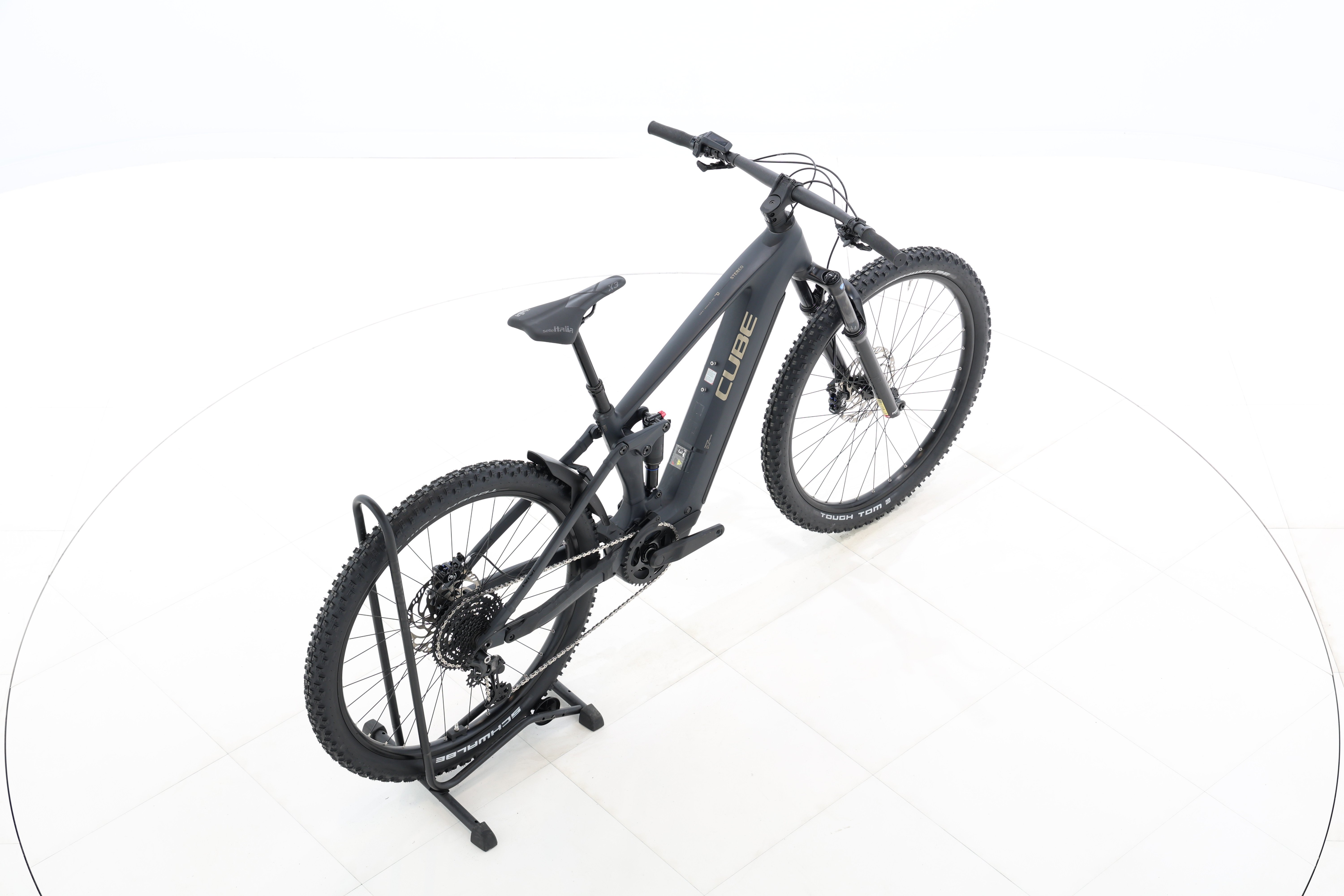 33a3f04a-2039-45b5-a008-13668f39e293