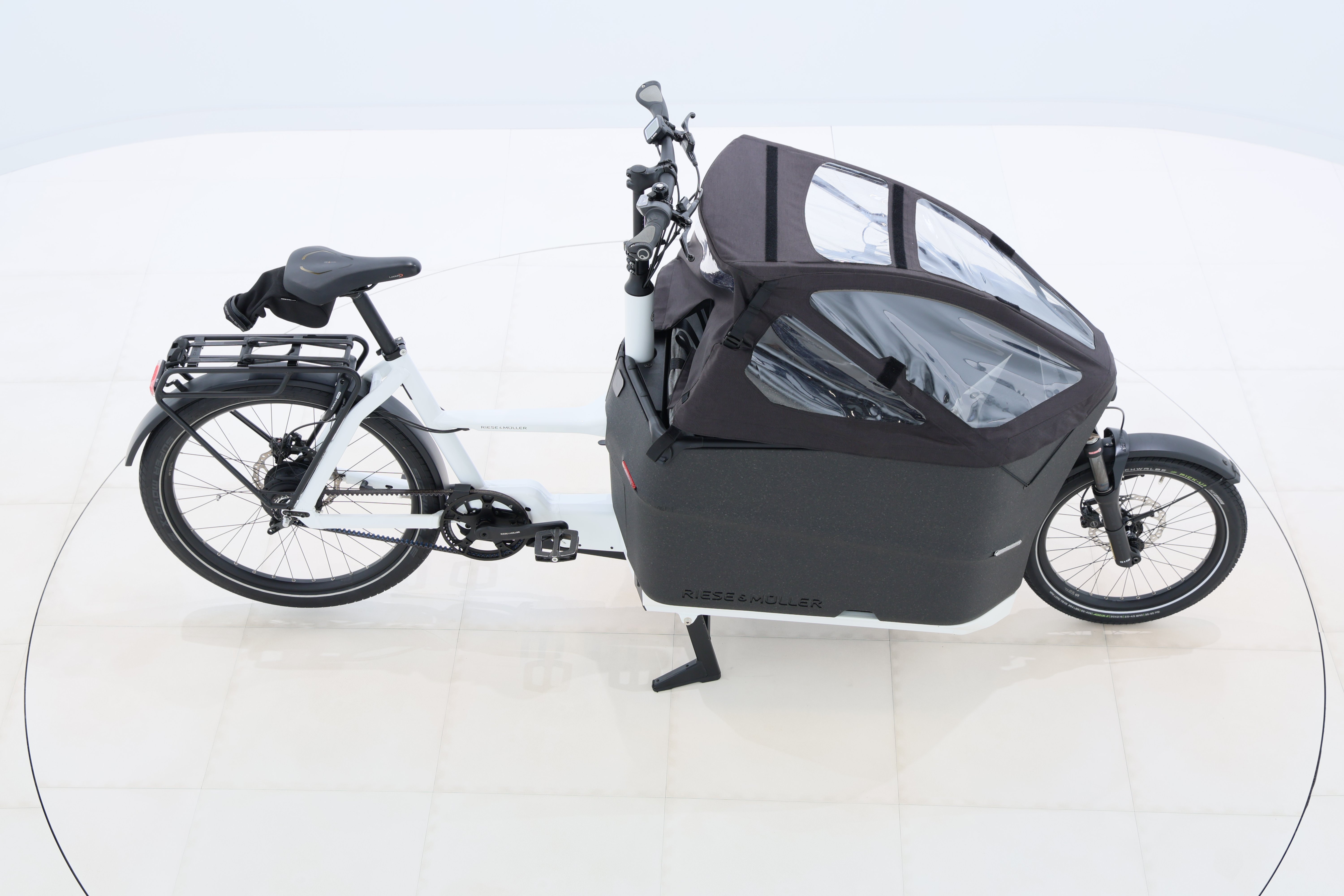 aa6b3eb7-946f-44c5-b27e-3eb8e64e014e