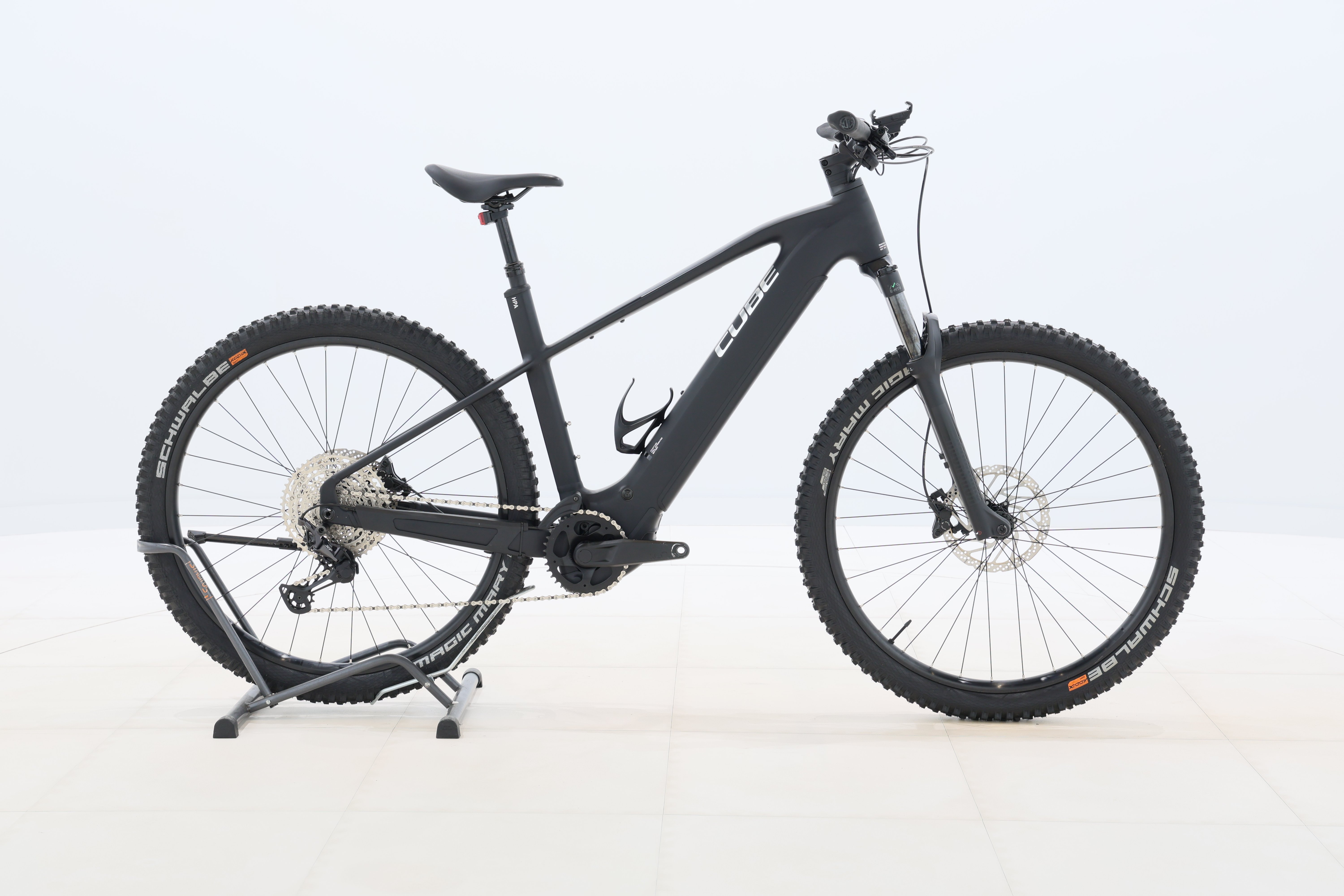 54976dc6-9486-49f2-a976-ffa599c43ea6