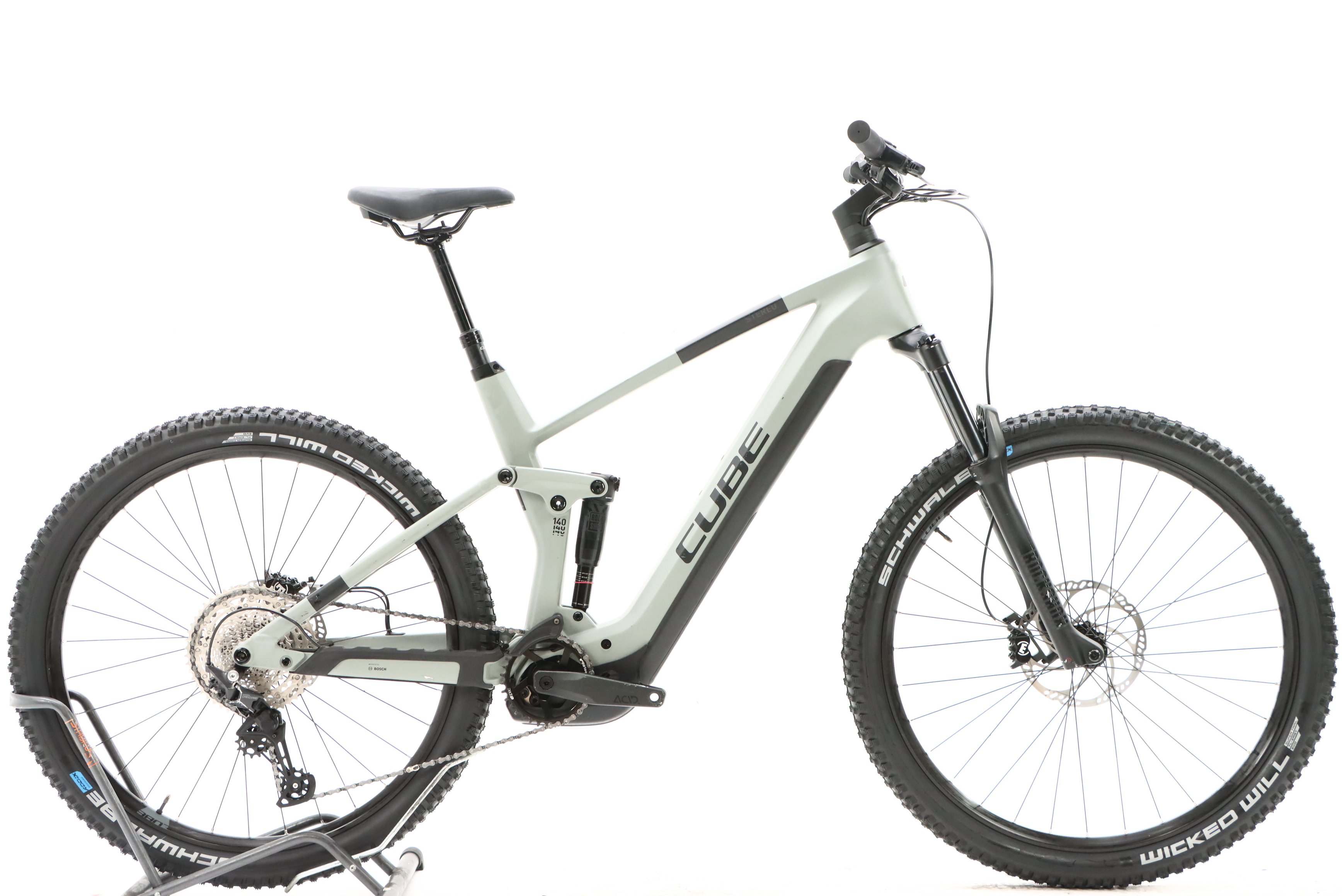 4003e6ee-bb12-478f-94e8-1549738c2571