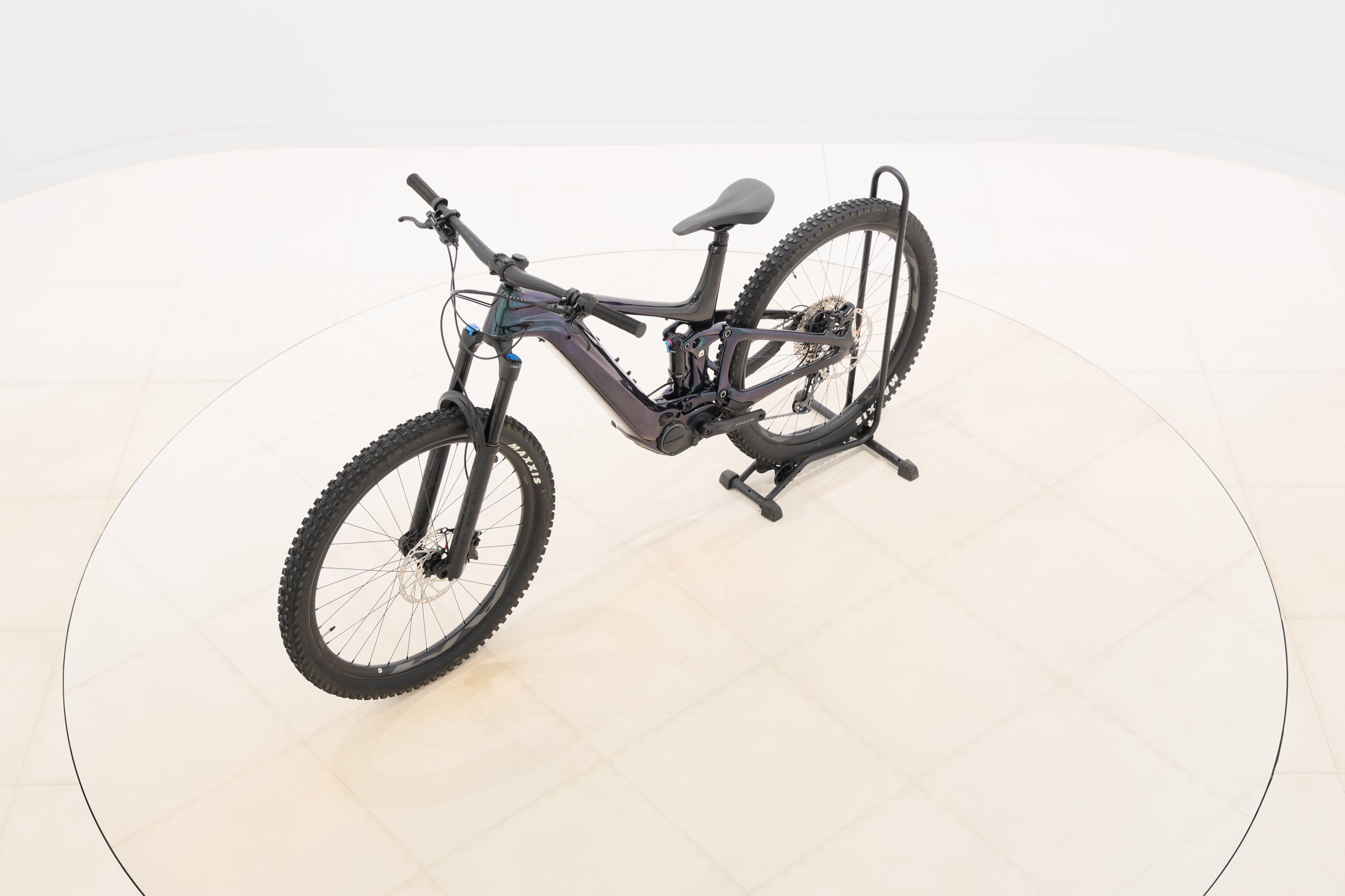 30e0d26e-0ce1-4aa0-8b12-97d655fc184f