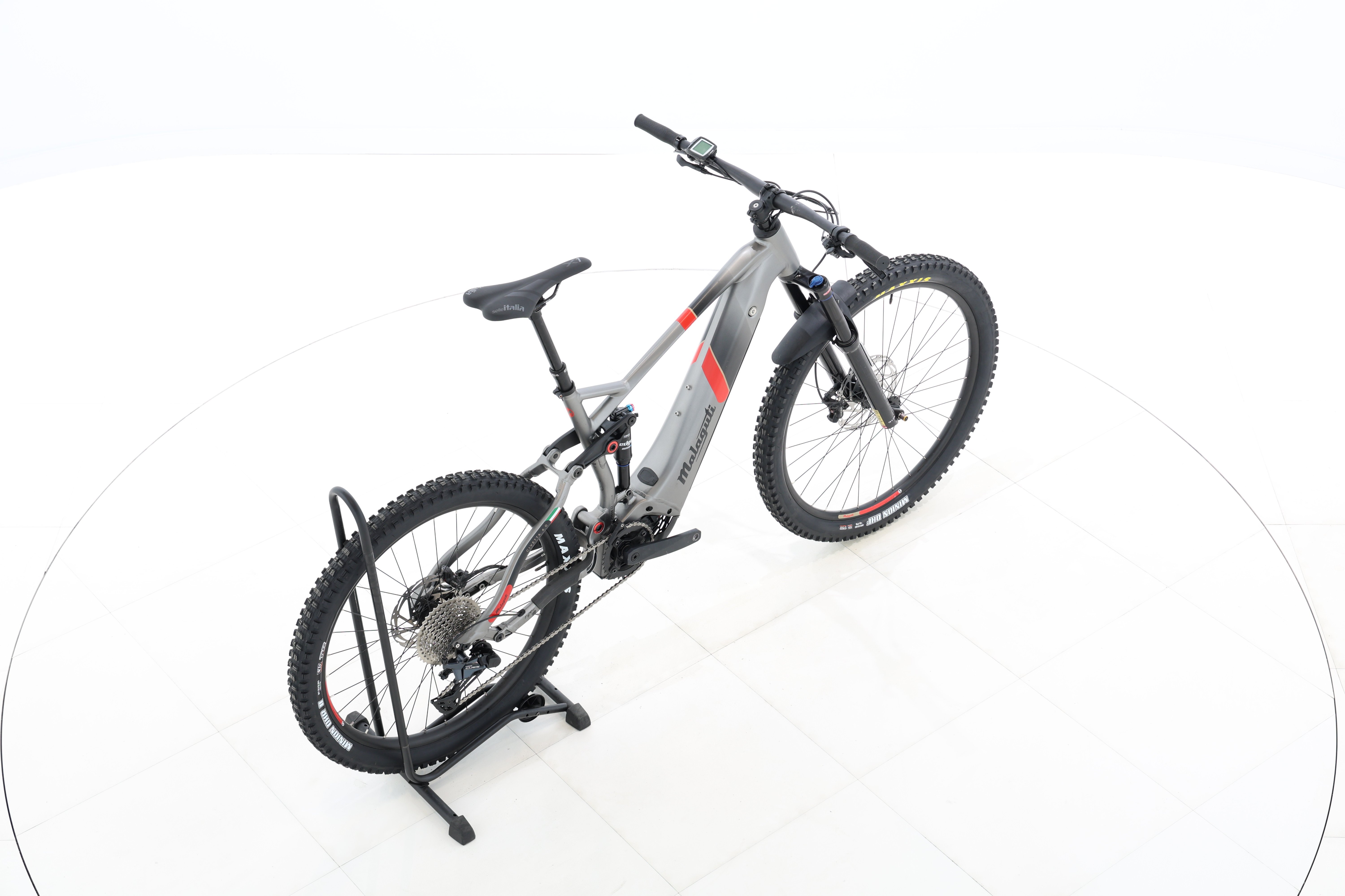 f1fceb4c-5984-4d56-b1b4-68b3867b021b