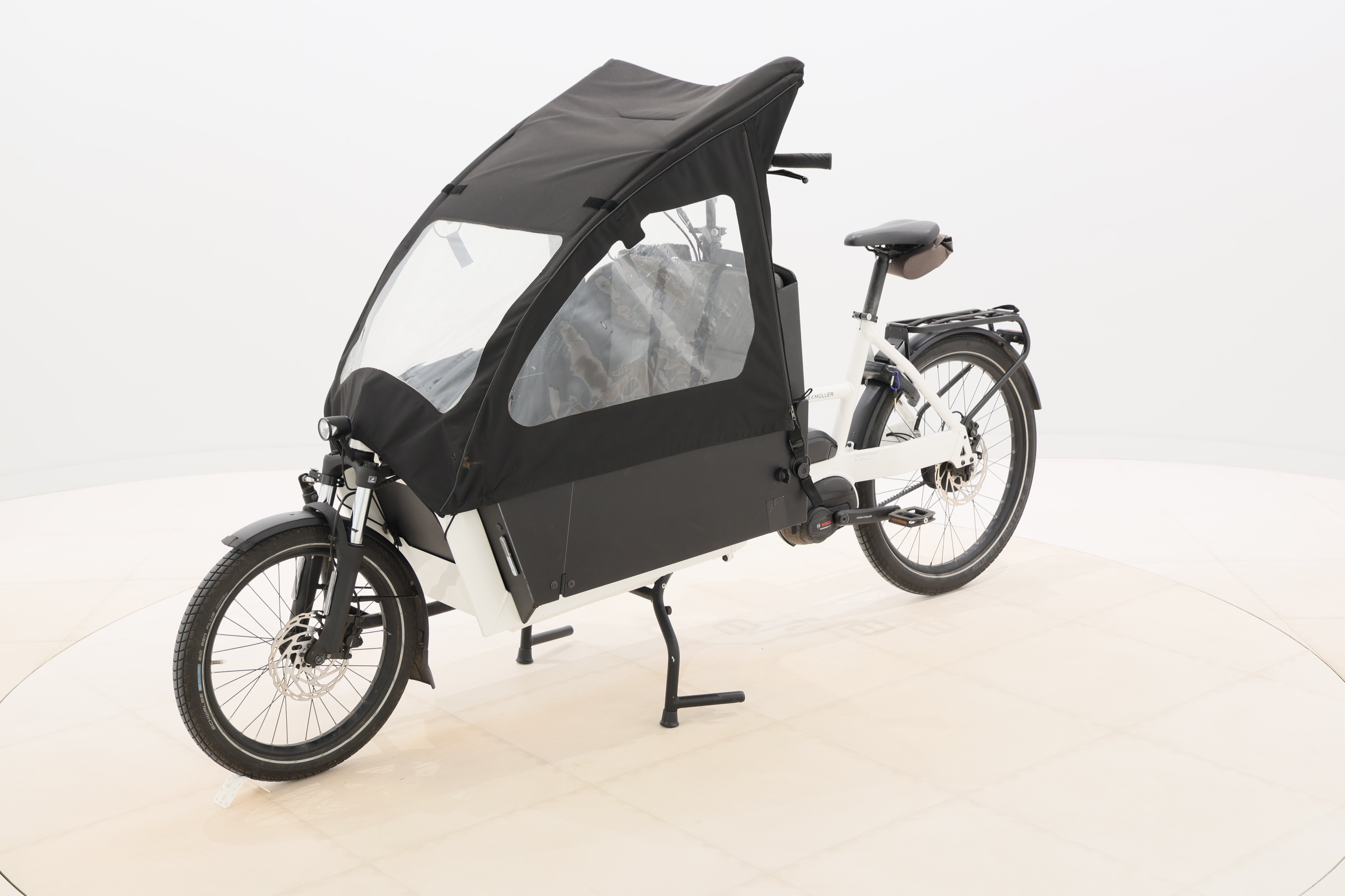 90bfb7ba-6bd3-400e-989f-fa60d8058eee