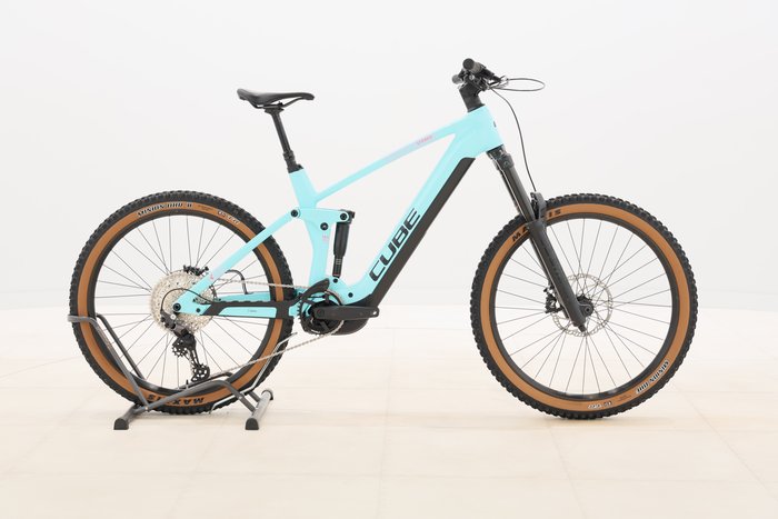 Cube STEREO HYBRID 160 HPC RACE 625 27.5 2023