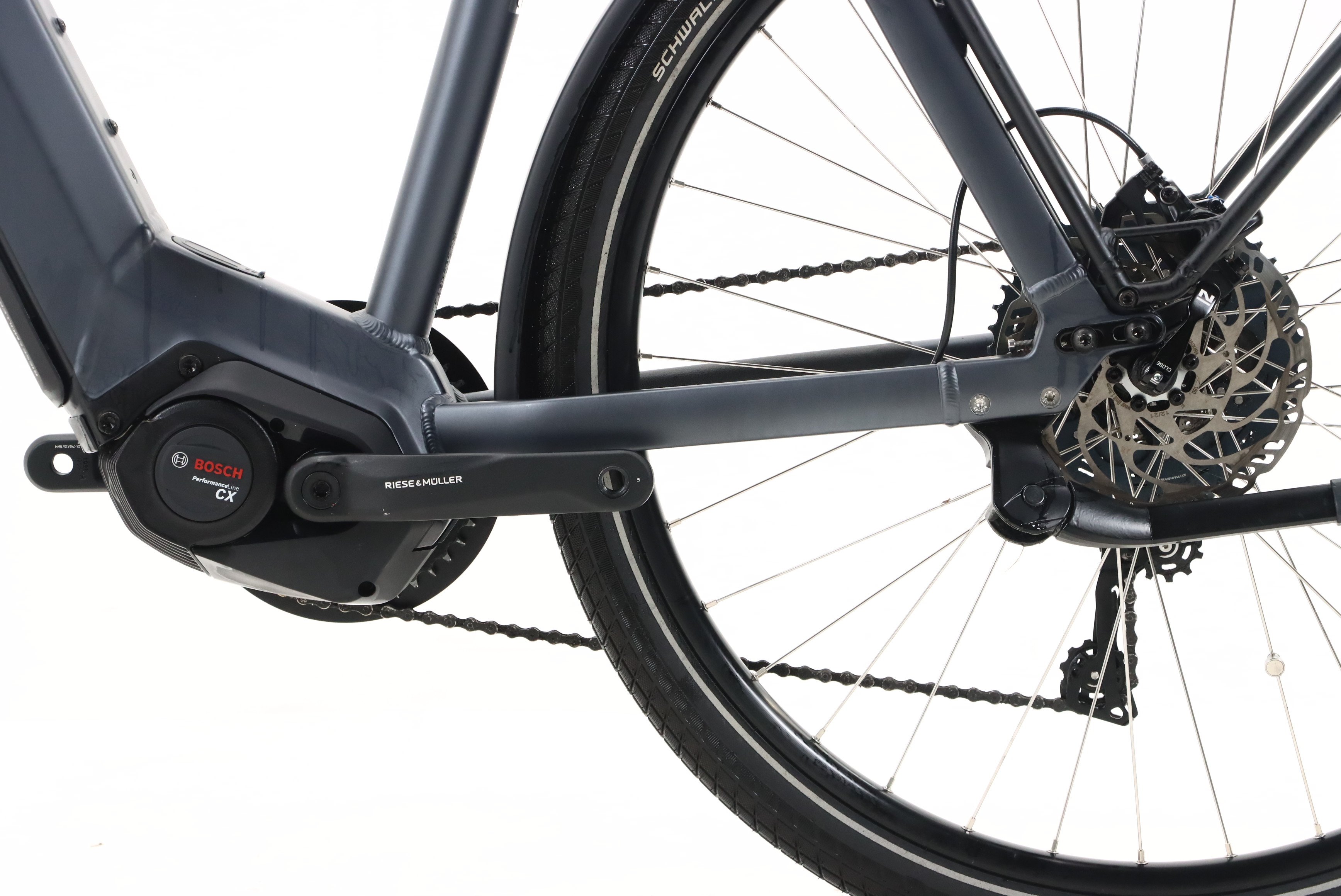 3b8d818c-703b-4c20-a552-044472903374