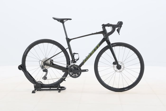 Giant Revolt Advanced 2 2022