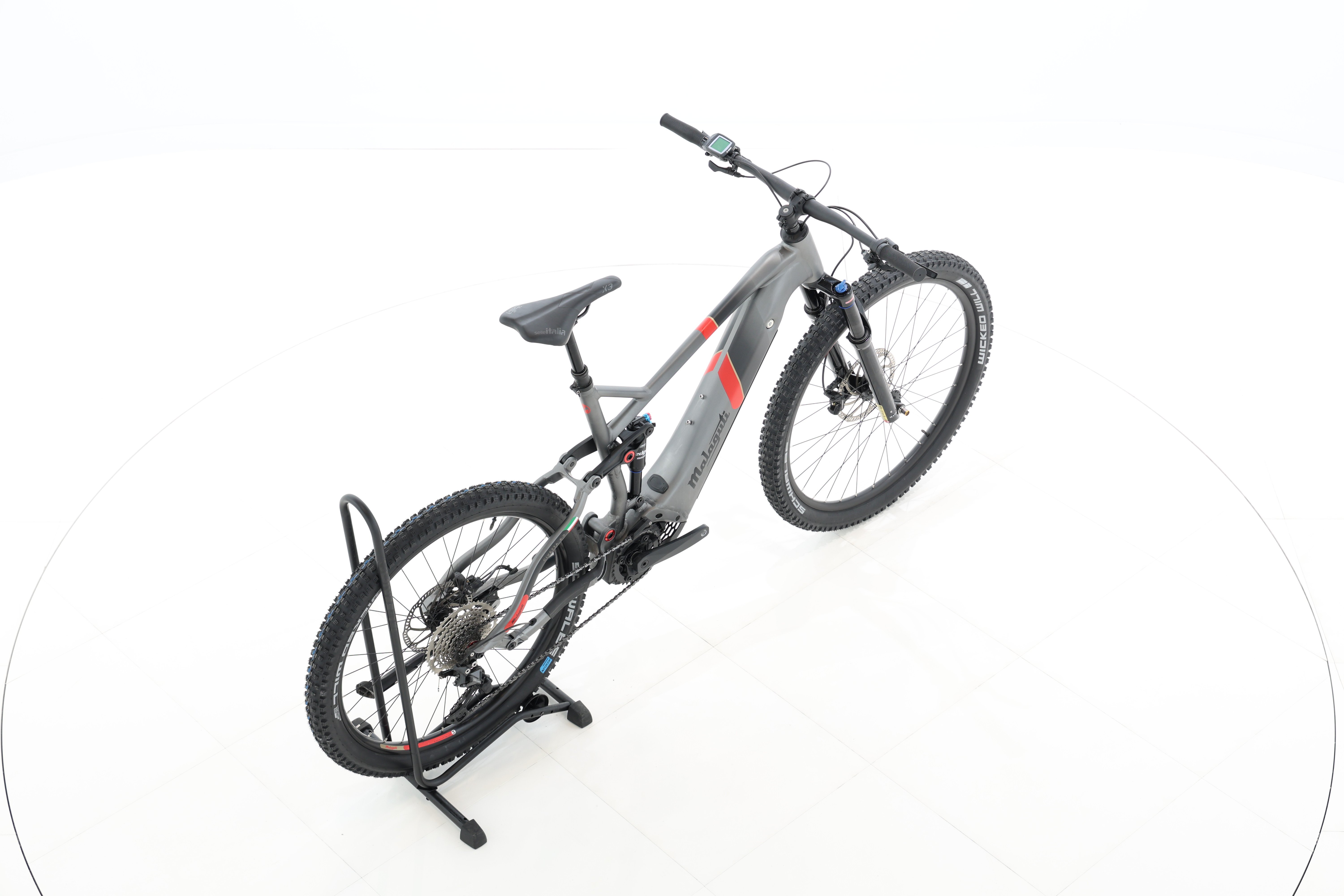 ad0a6d61-ac18-4d81-96da-bbea4efe2fb2