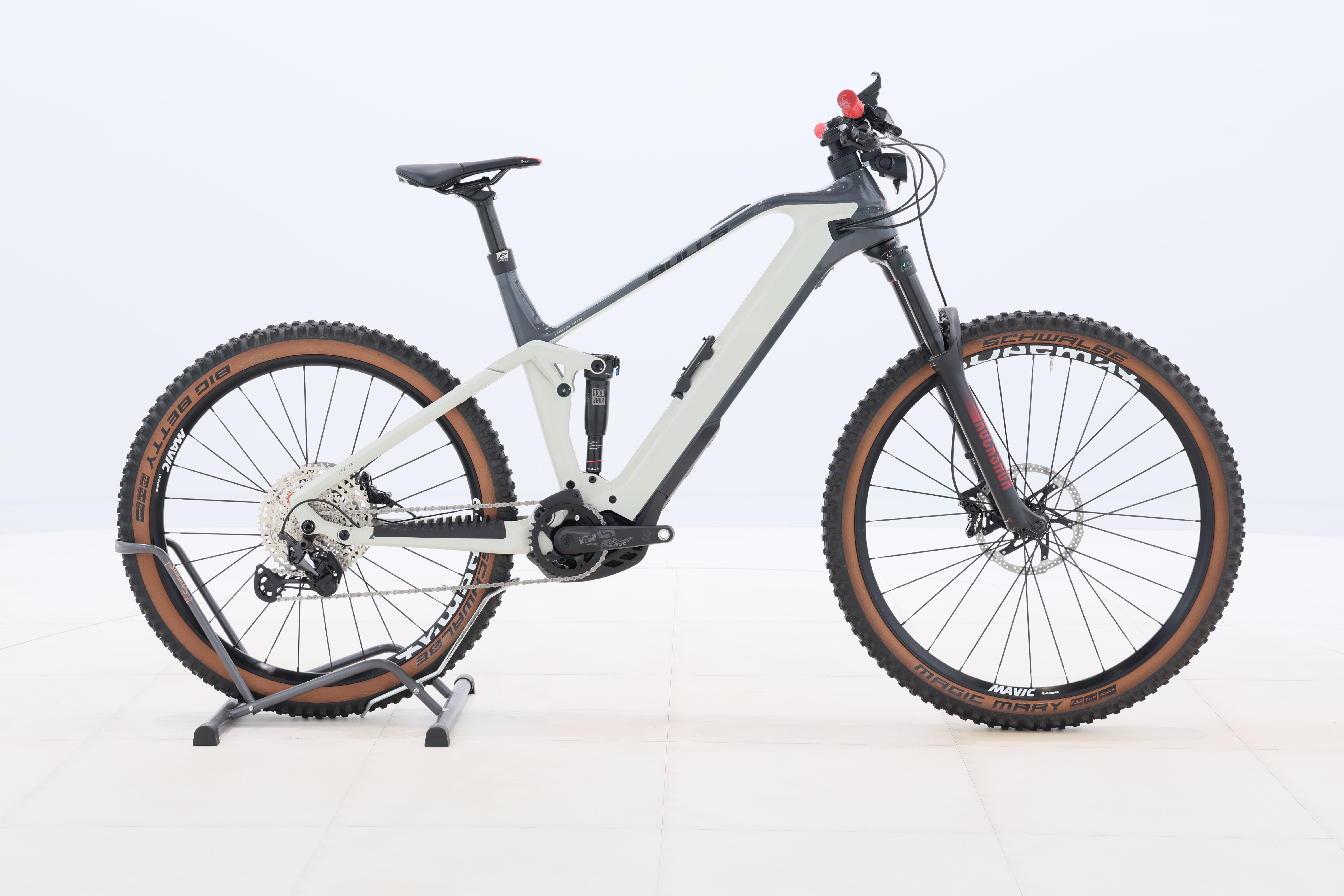 476cb597-65b7-4930-96c7-47297b9ef307