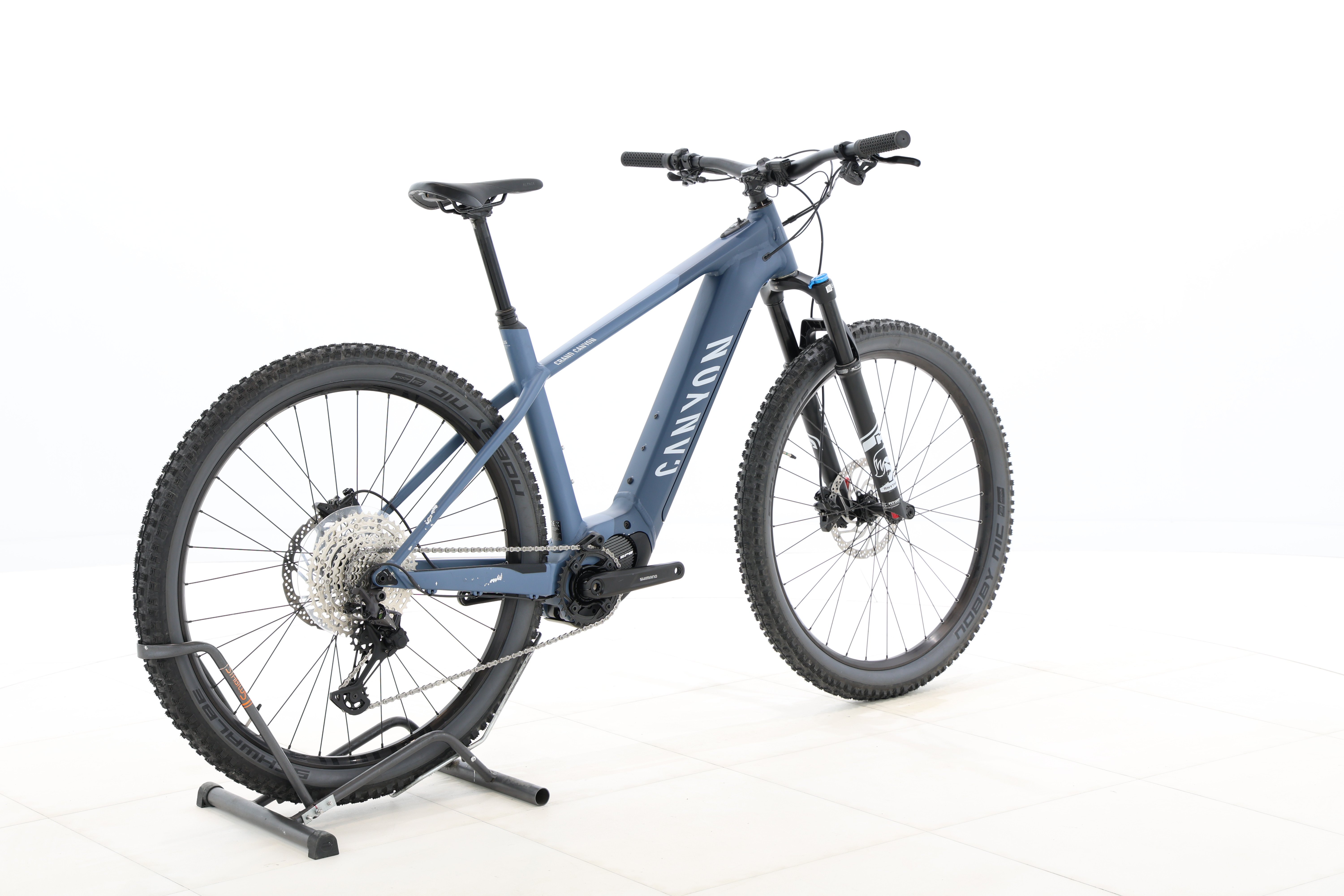 16eddde6-13de-48fd-8bdf-a574e7774322