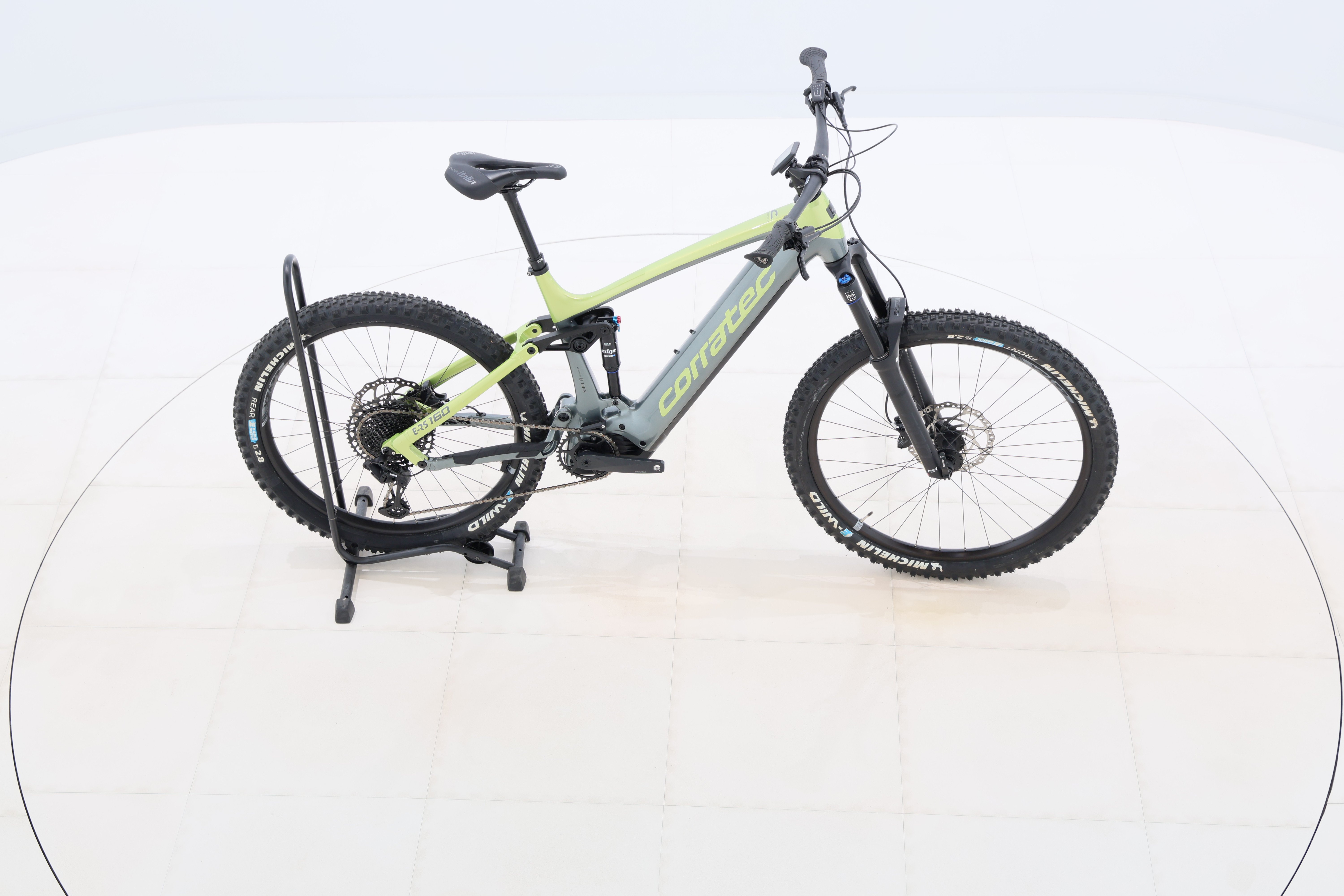 fab7e995-4e9d-4140-9d16-e87d747e85c9