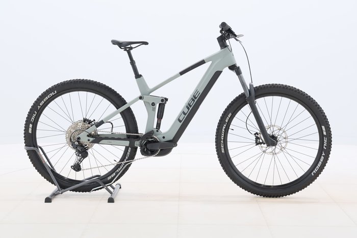 Cube STEREO HYBRID 140 HPC PRO 750 2024