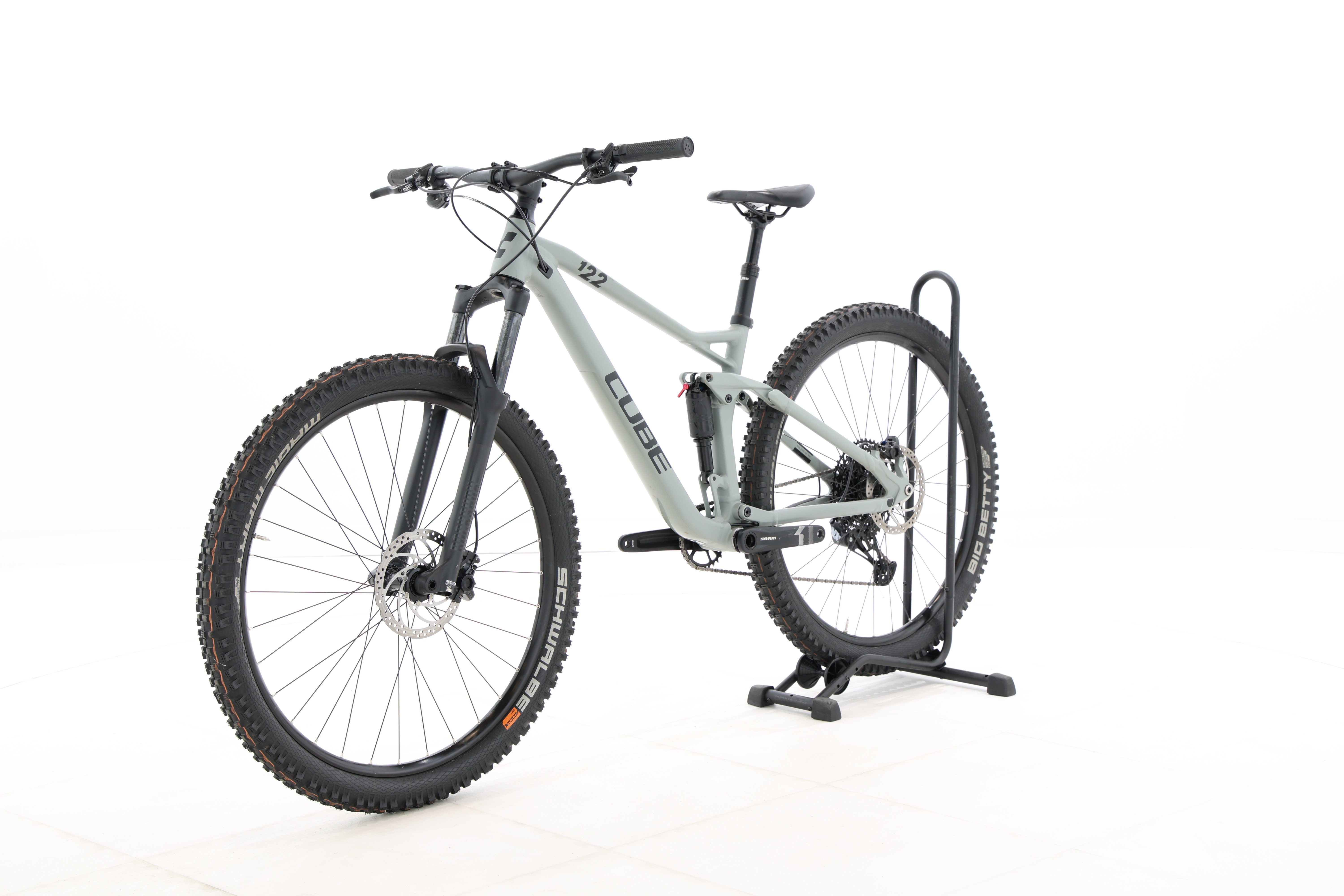 cdb9a80f-3583-4a24-916d-4dbd23459df8