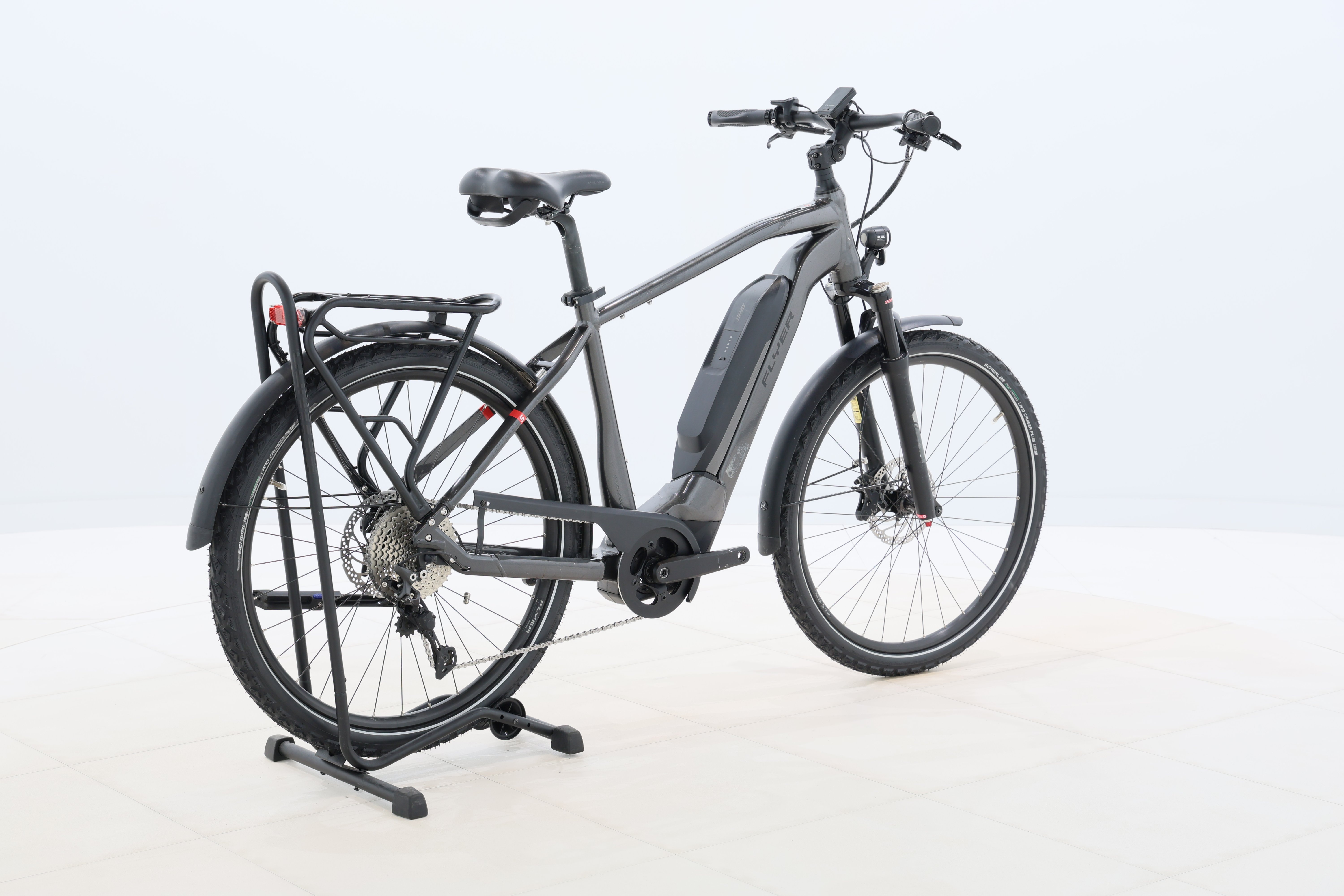 82533125-af7a-45ee-bd50-3140c06e068c