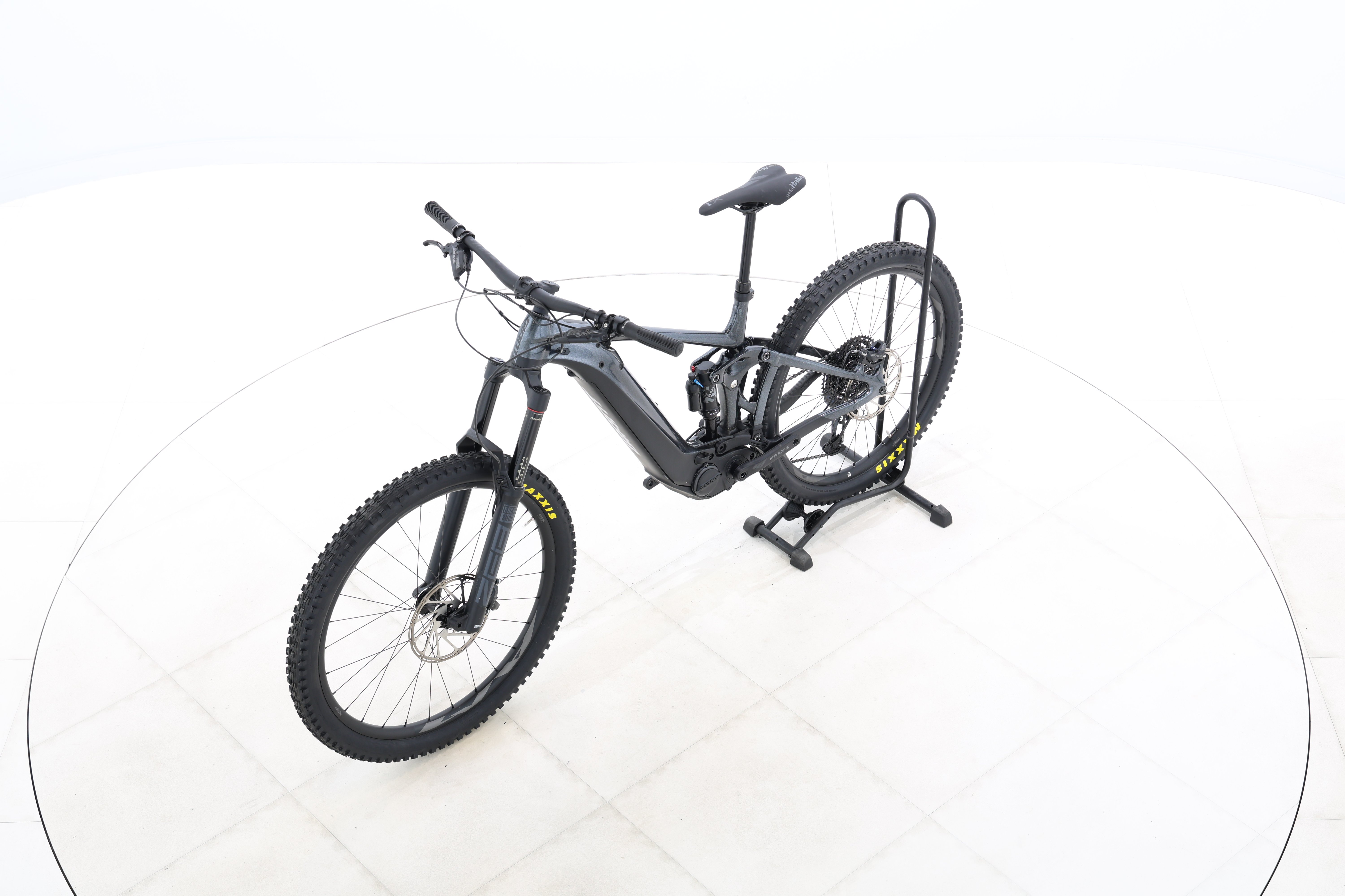 49dd0b42-7064-4179-9941-c94196d5e915