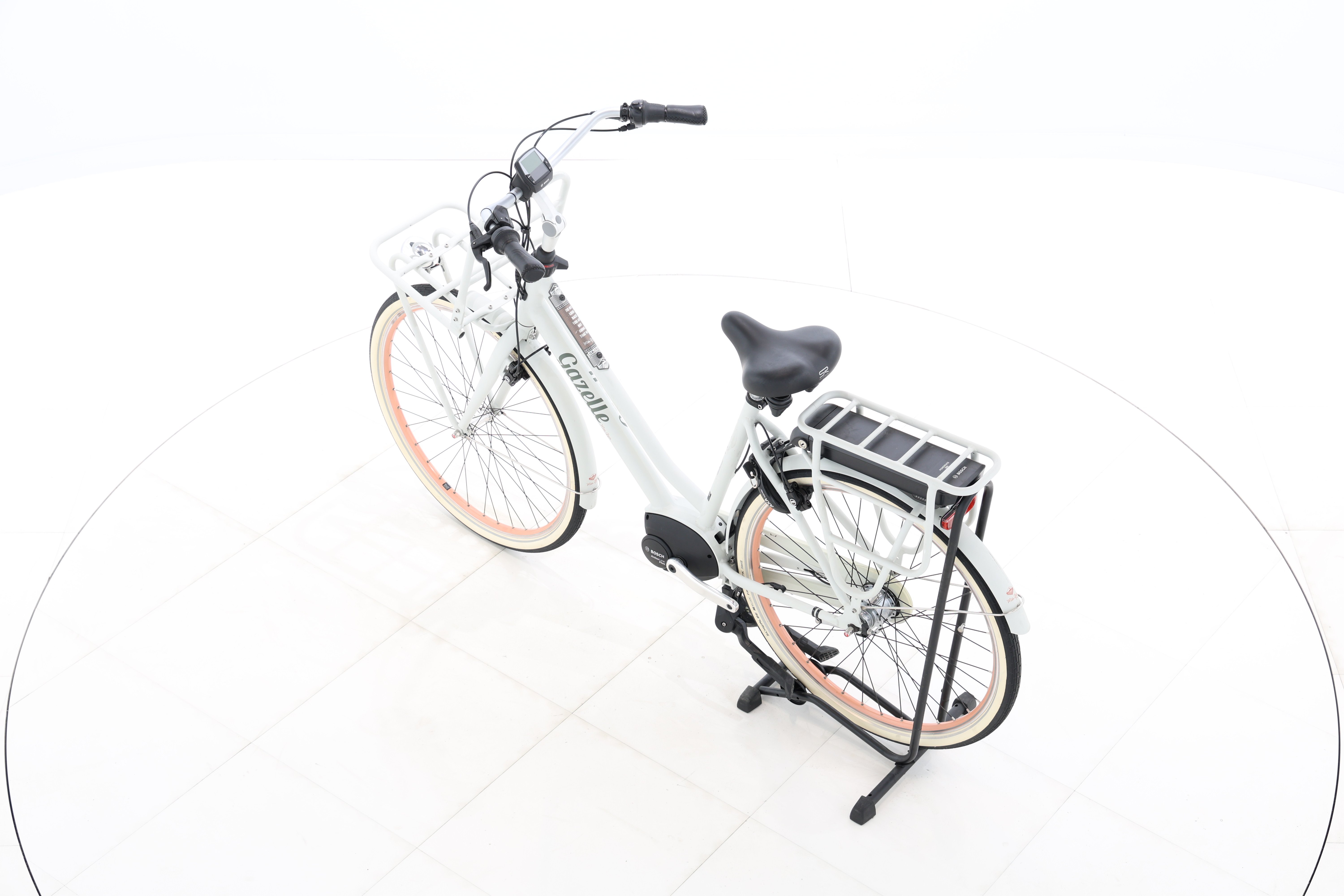 aef33dfc-7970-415d-a1e4-7c1abf181928