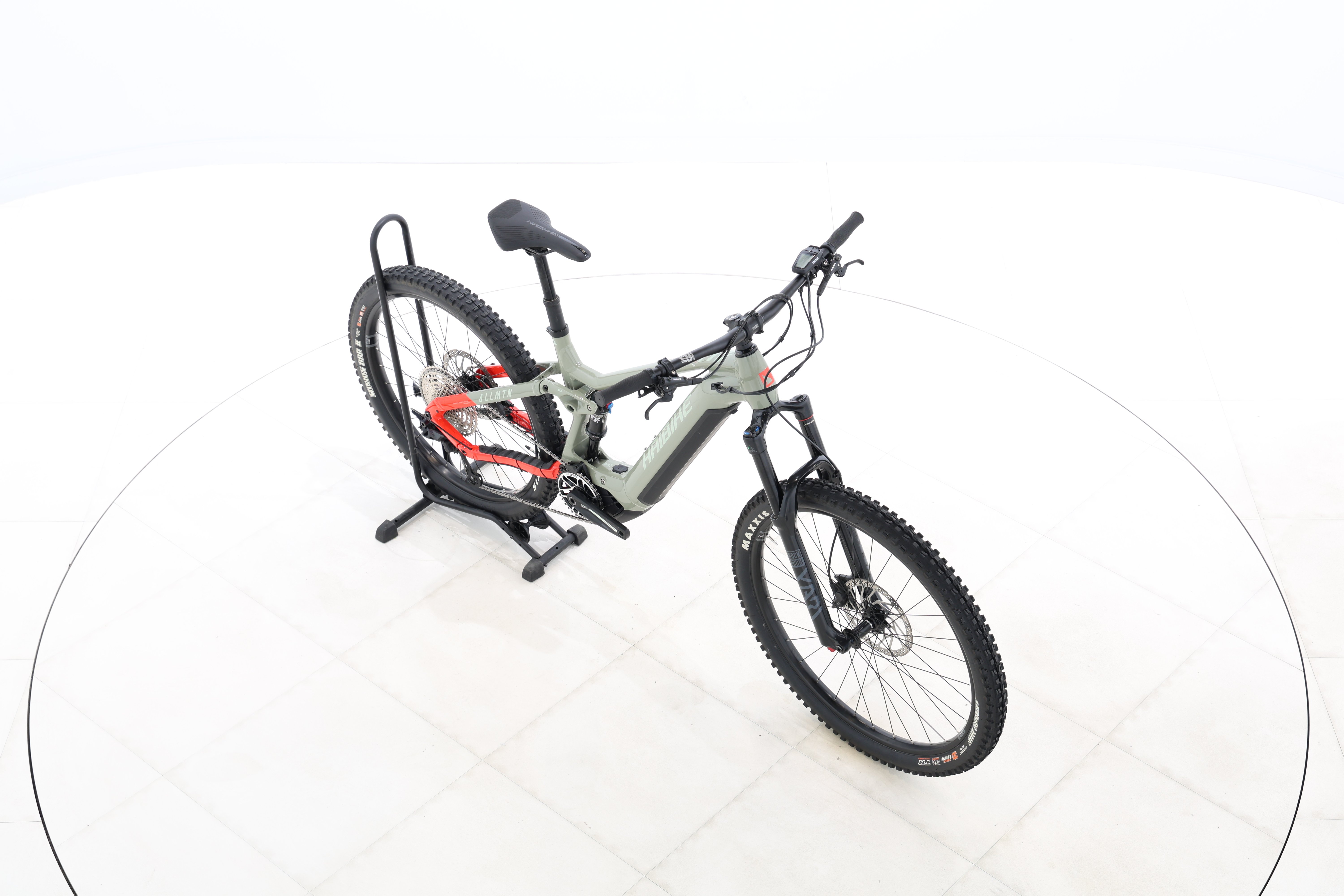 948936f9-a59a-4125-8c19-f339182b0dc6