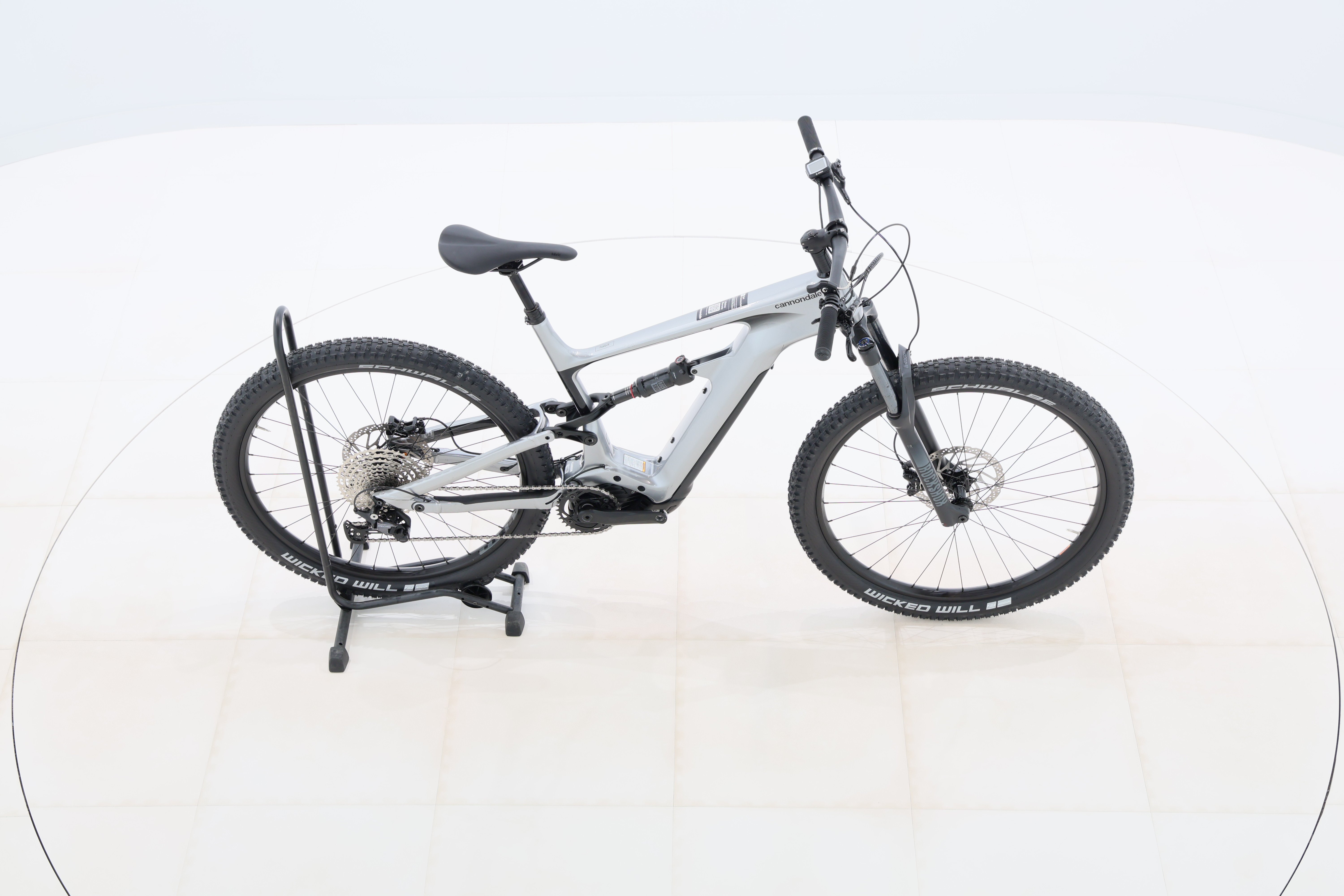 83c10a00-d0e3-4b35-bf4a-cd146abb5cdb