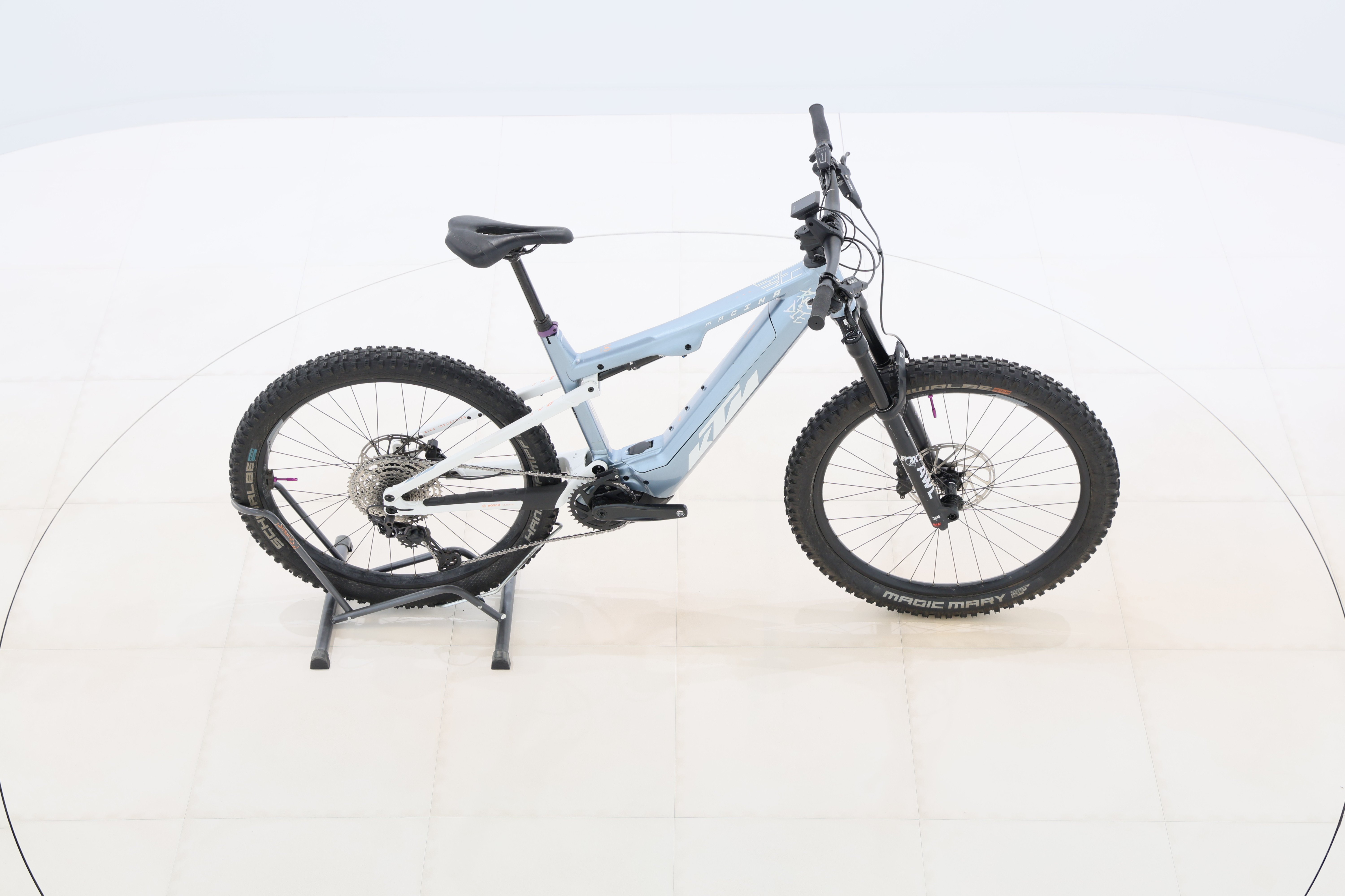 b8114300-e97a-4910-bfc7-eea3183ef822