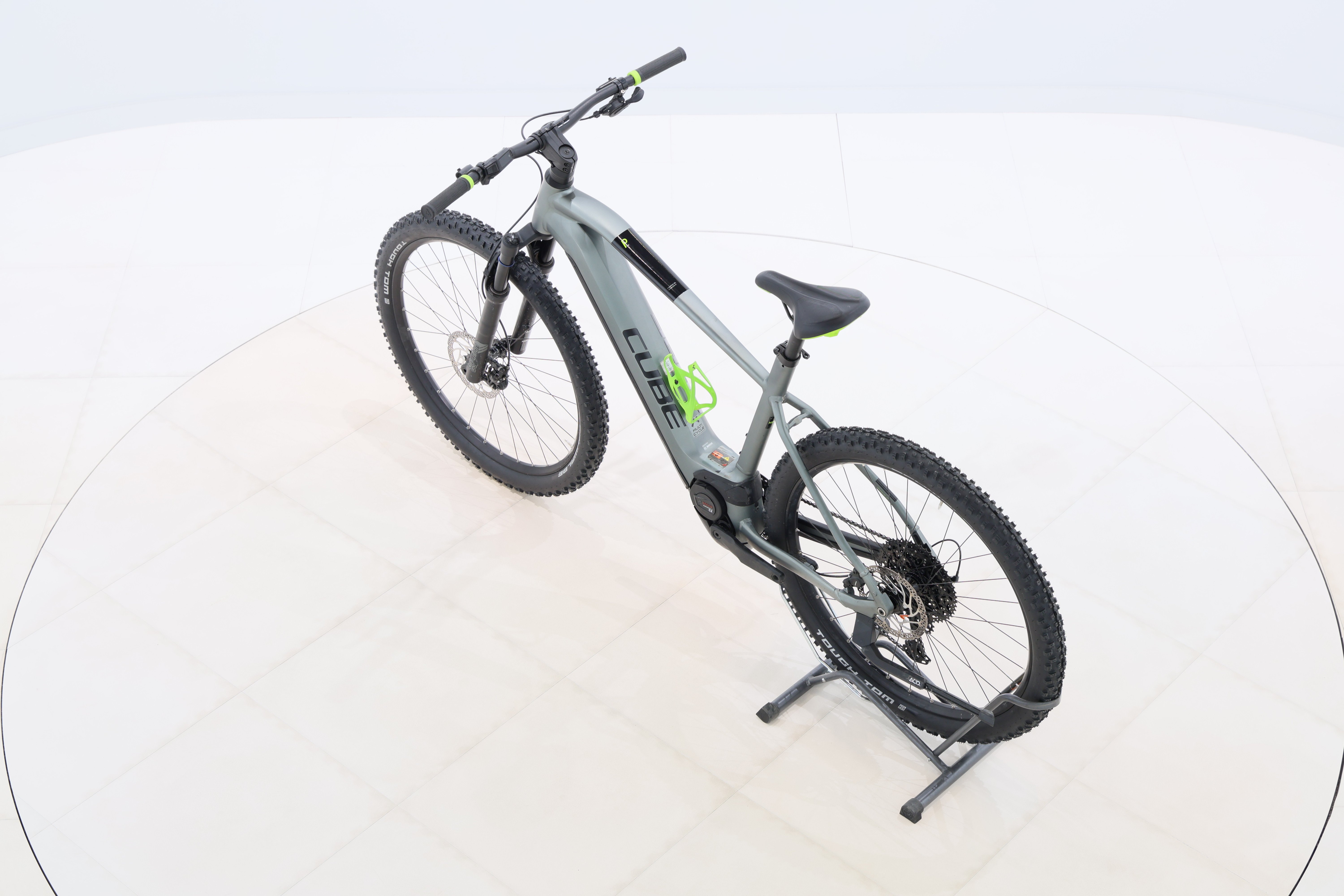 a67d5982-83e6-472d-942a-8f96517ad1b8