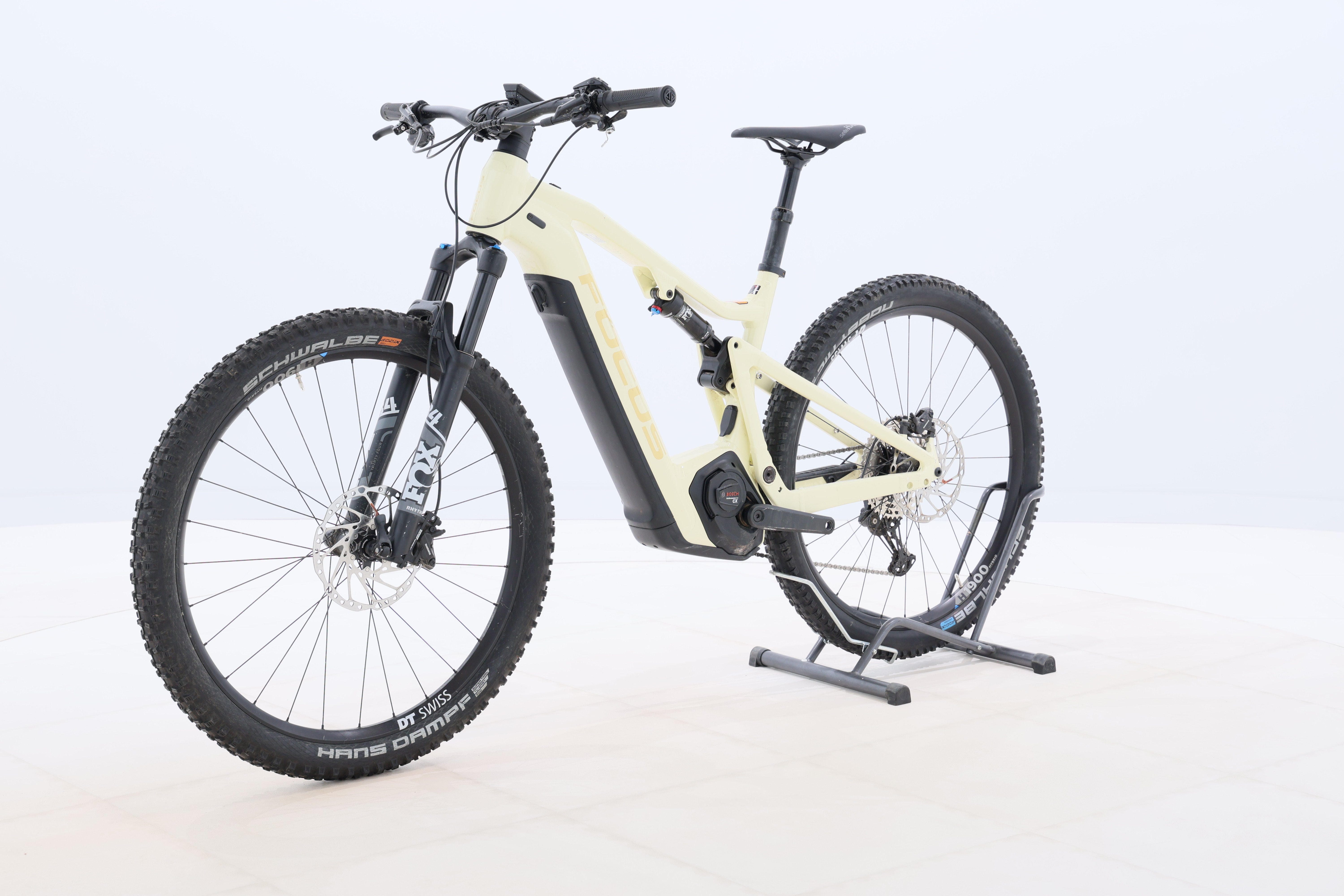 0bade418-950a-4d0e-8851-6c4460c5817e