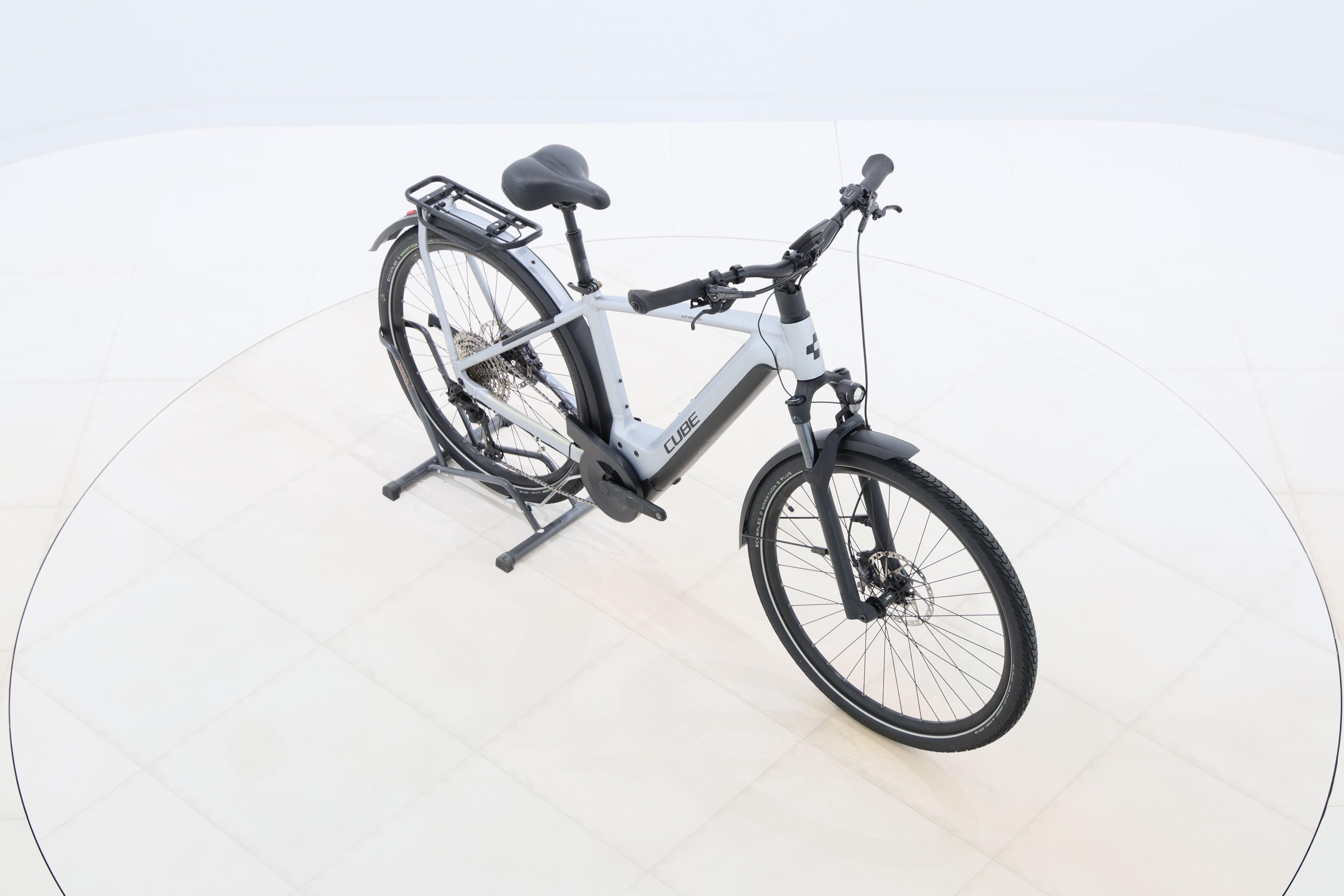 42ef8e45-840a-46e2-b0ad-89a27ecba623