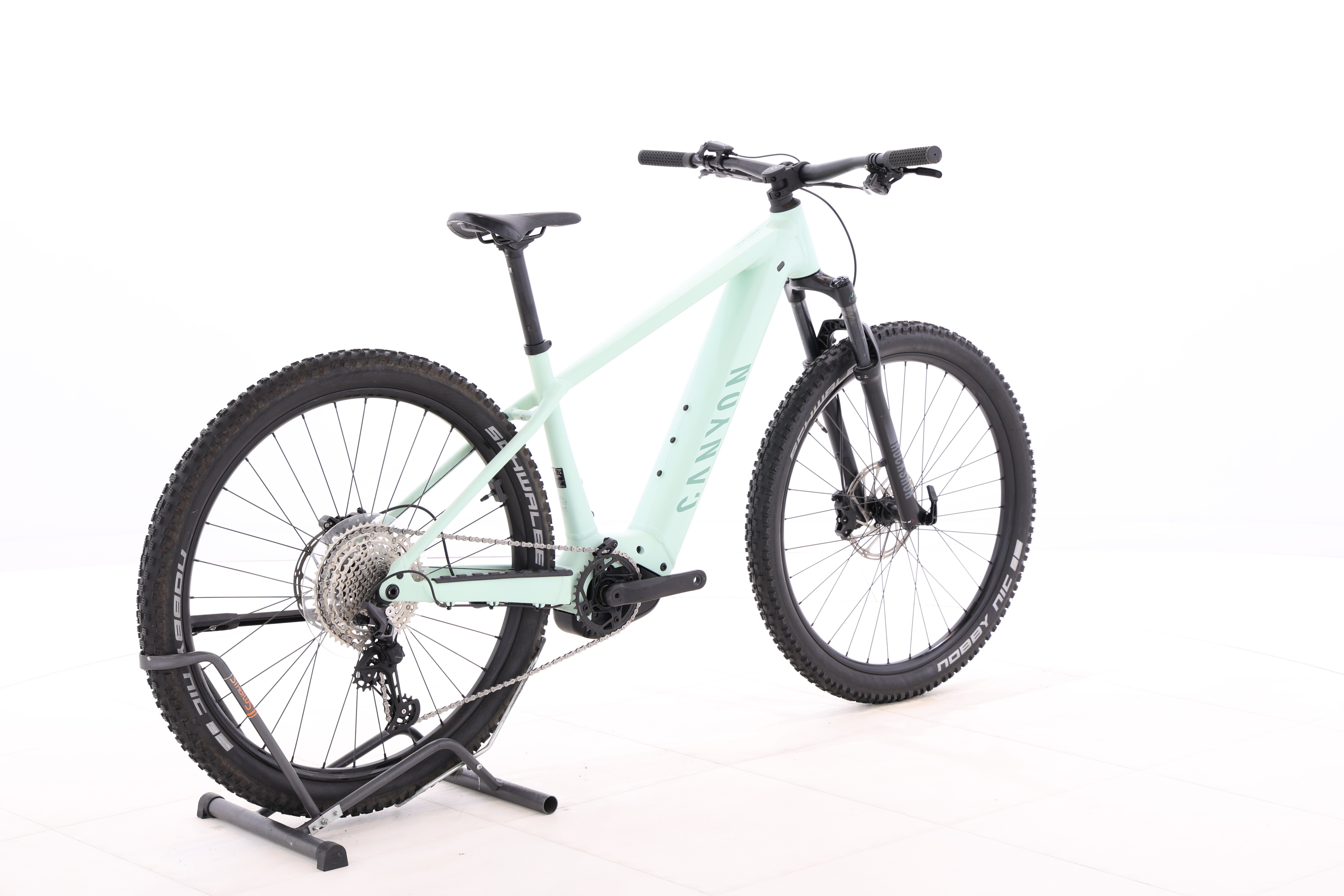 2fd8e4b1-7b37-48b7-b414-efe3691657e9