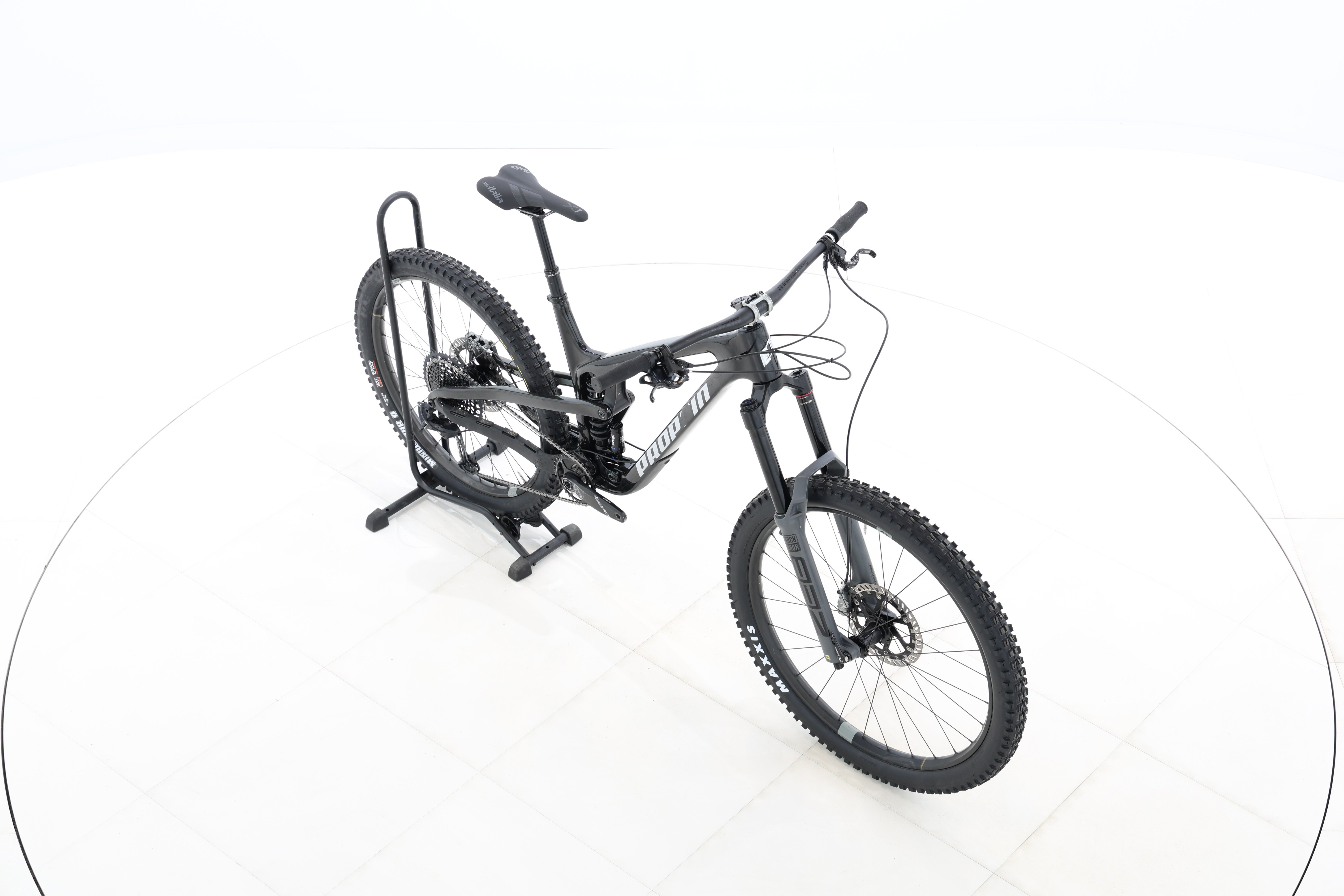 8a03a94e-99b1-40c1-a42d-a53c22201d1c