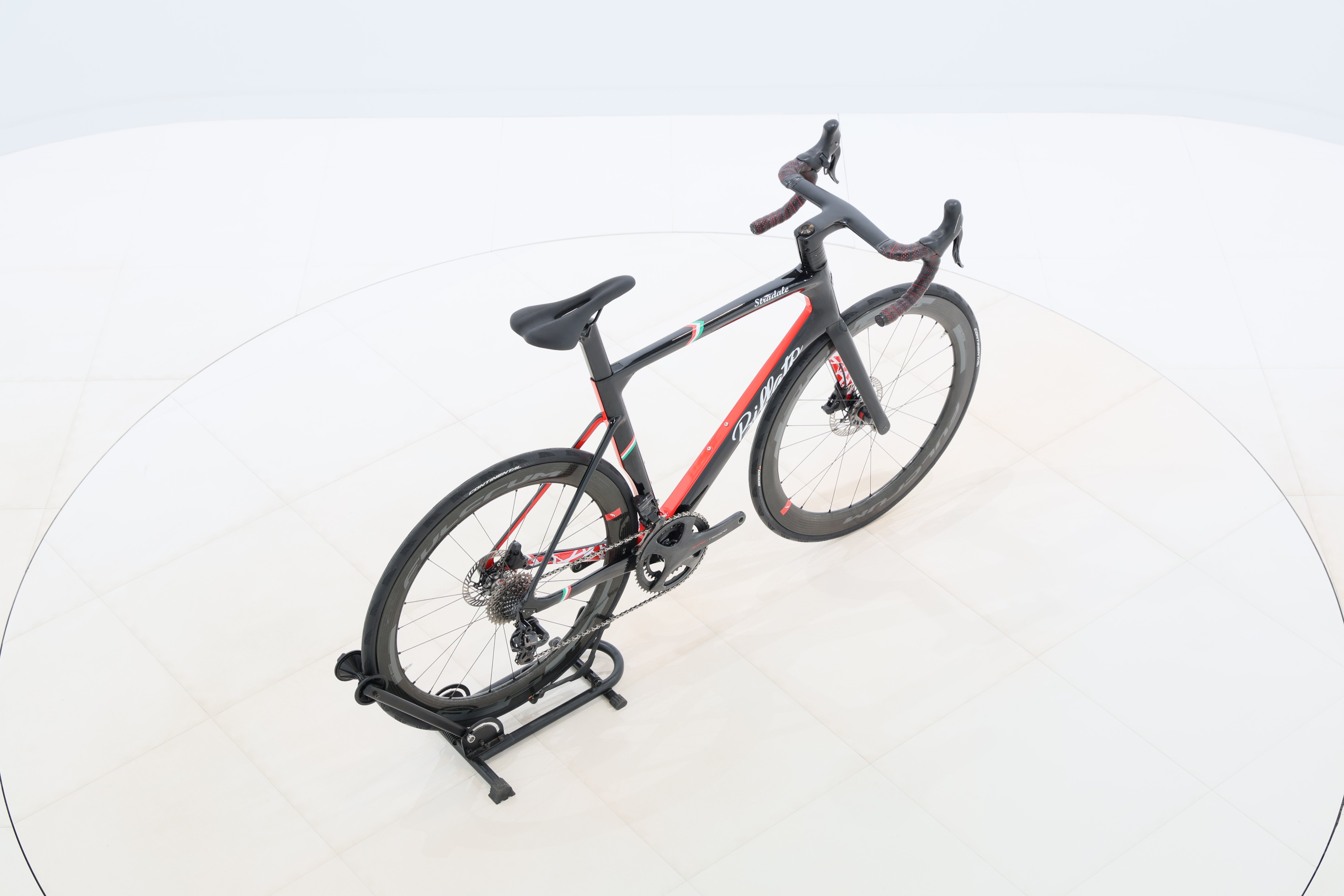 04cd83b8-4e7b-4925-ab97-6862d299caa7