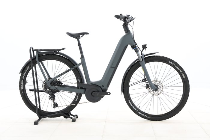 Cube Kathmandu Hybrid ONE 800 2025