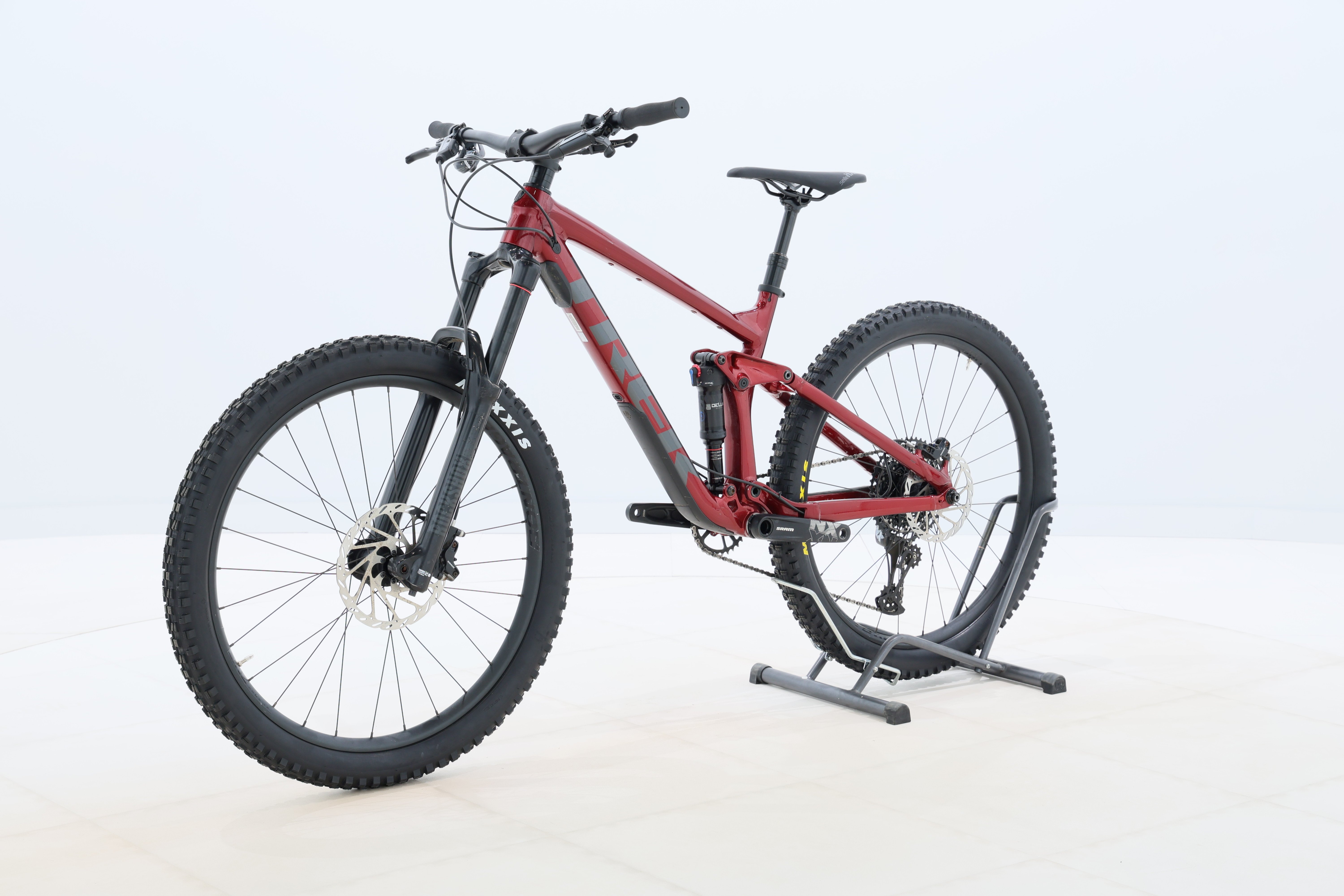 fc483ba8-acec-404d-a05a-b9e153ab88c4