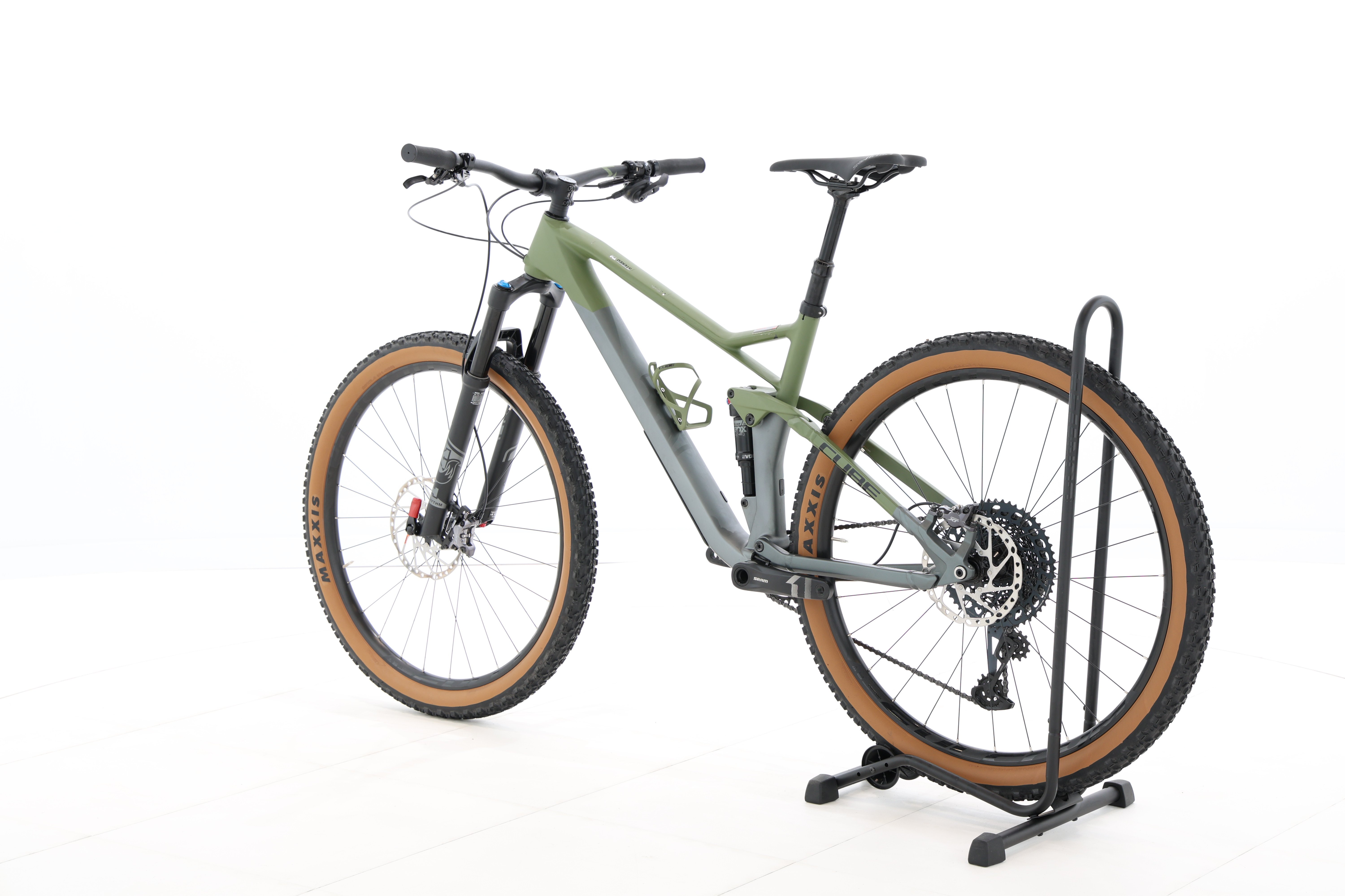 fe31a28e-74a6-4df0-8391-0018d6b3ce38