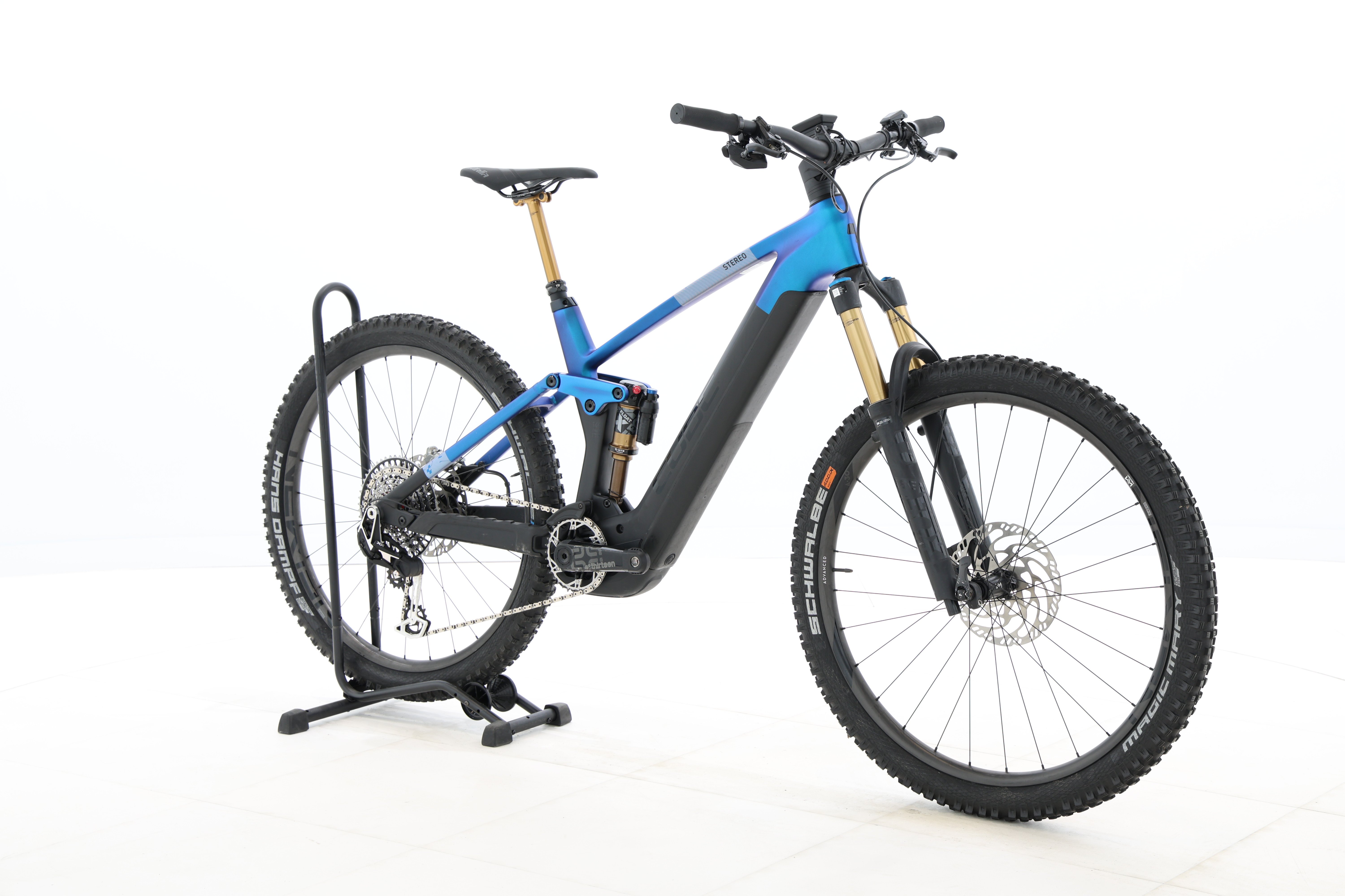 cd06239a-073d-411e-9e3b-b14eb29e31b7