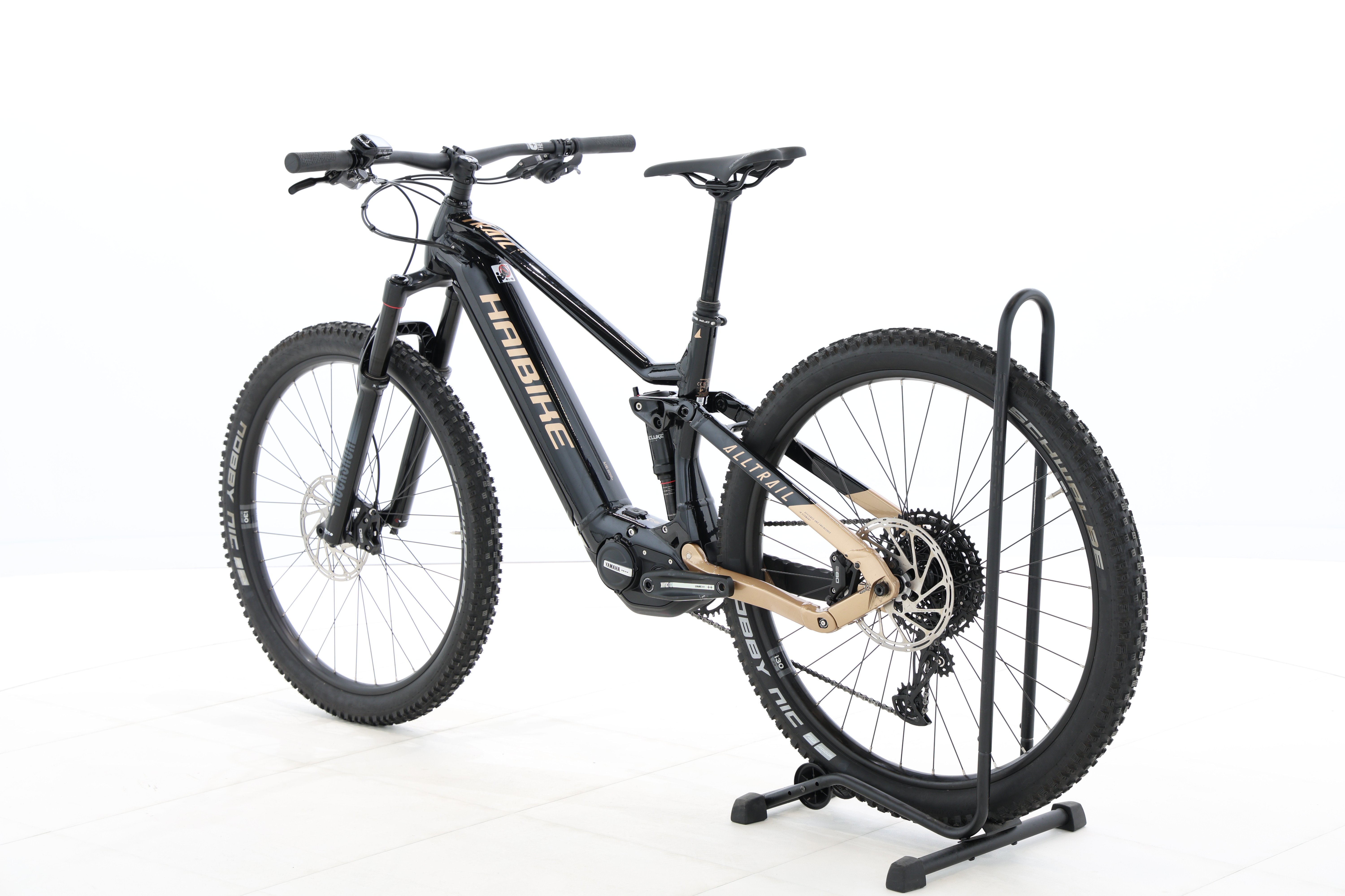 6fe6f5ba-2ede-4adc-8e55-5cd05828a376