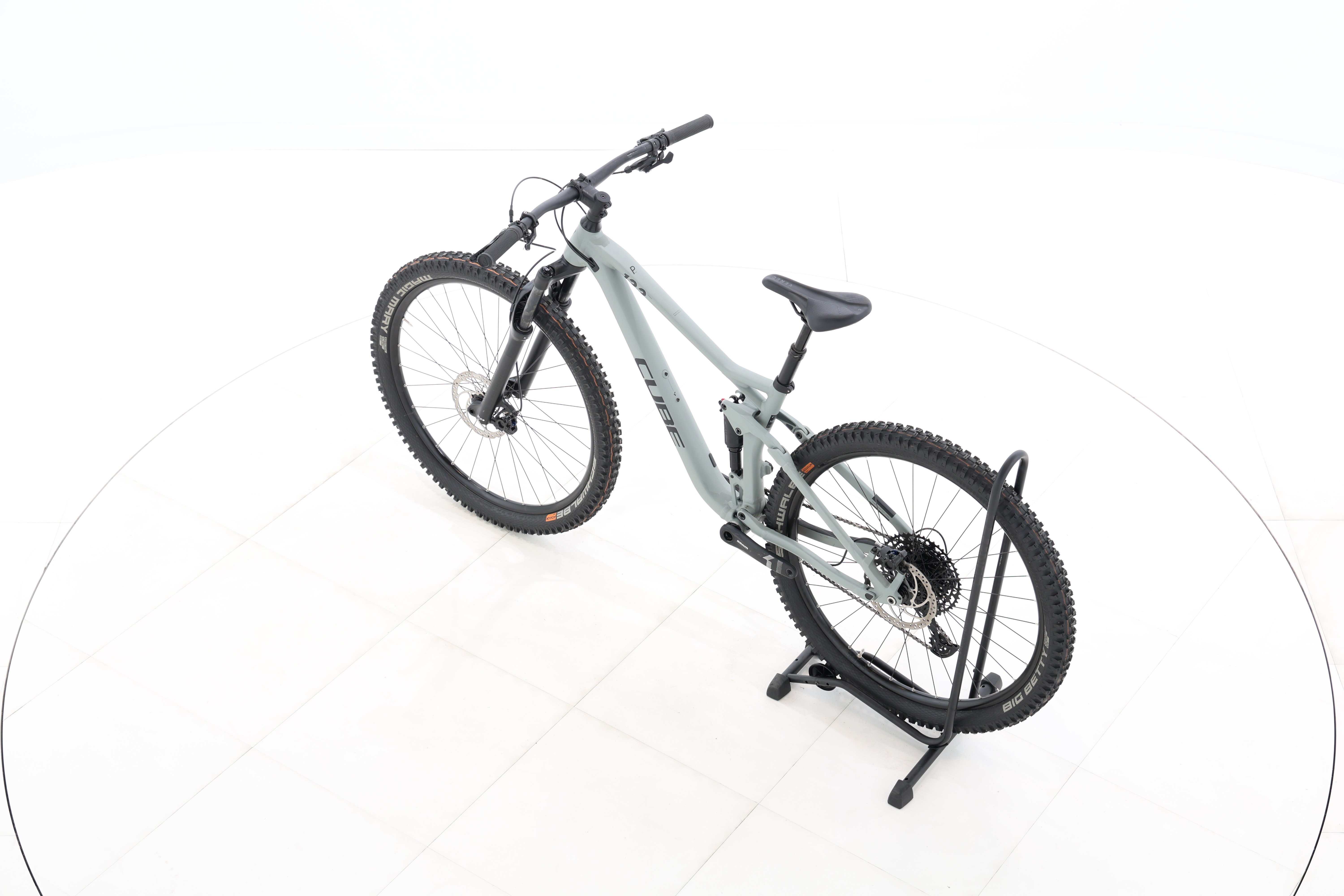 cdb9a80f-3583-4a24-916d-4dbd23459df8